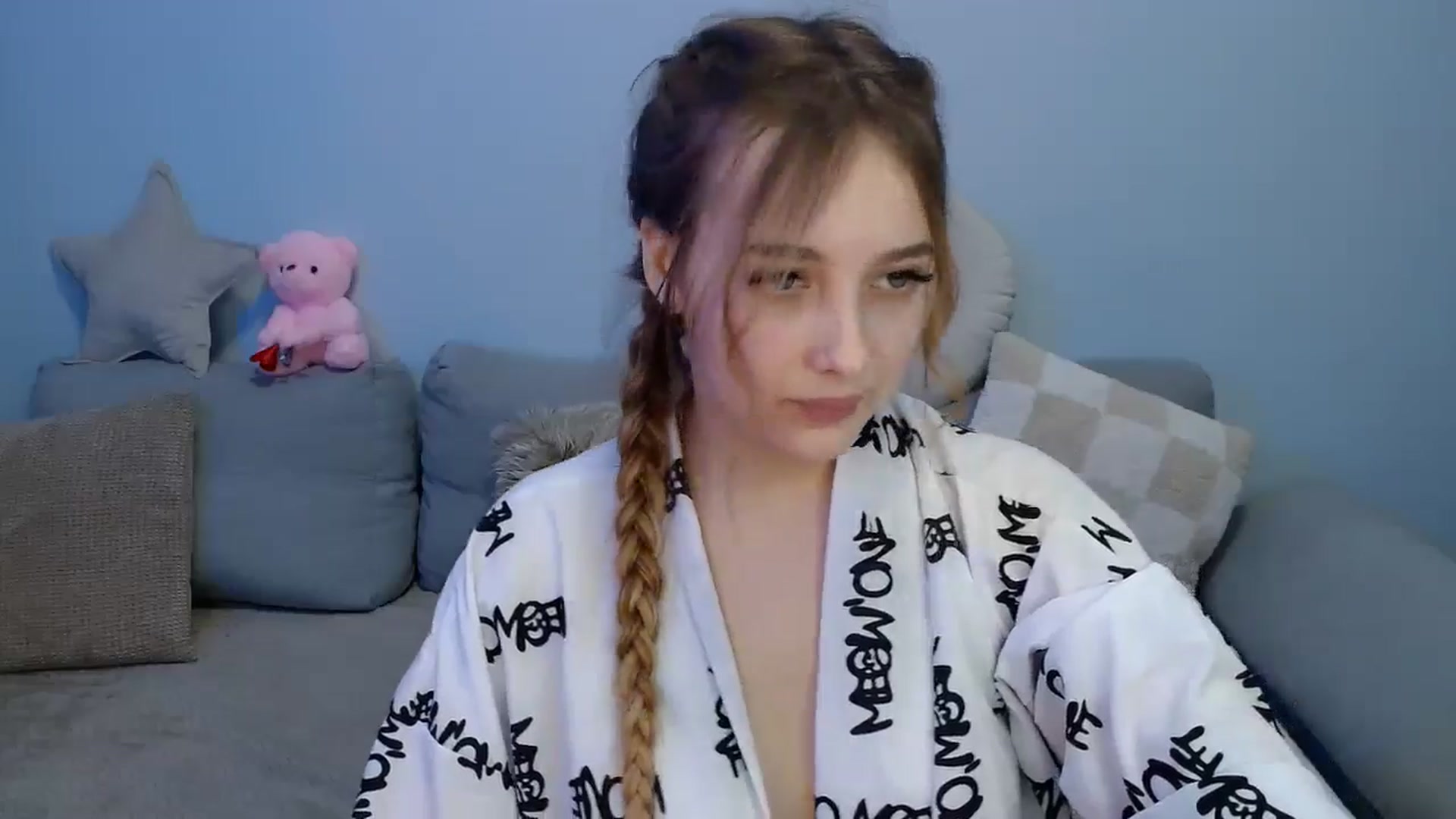 Gallery image thumbnail from TaisiaHot's myfreecams stream on, 02/24/2025, 11:22 image 10 of 20