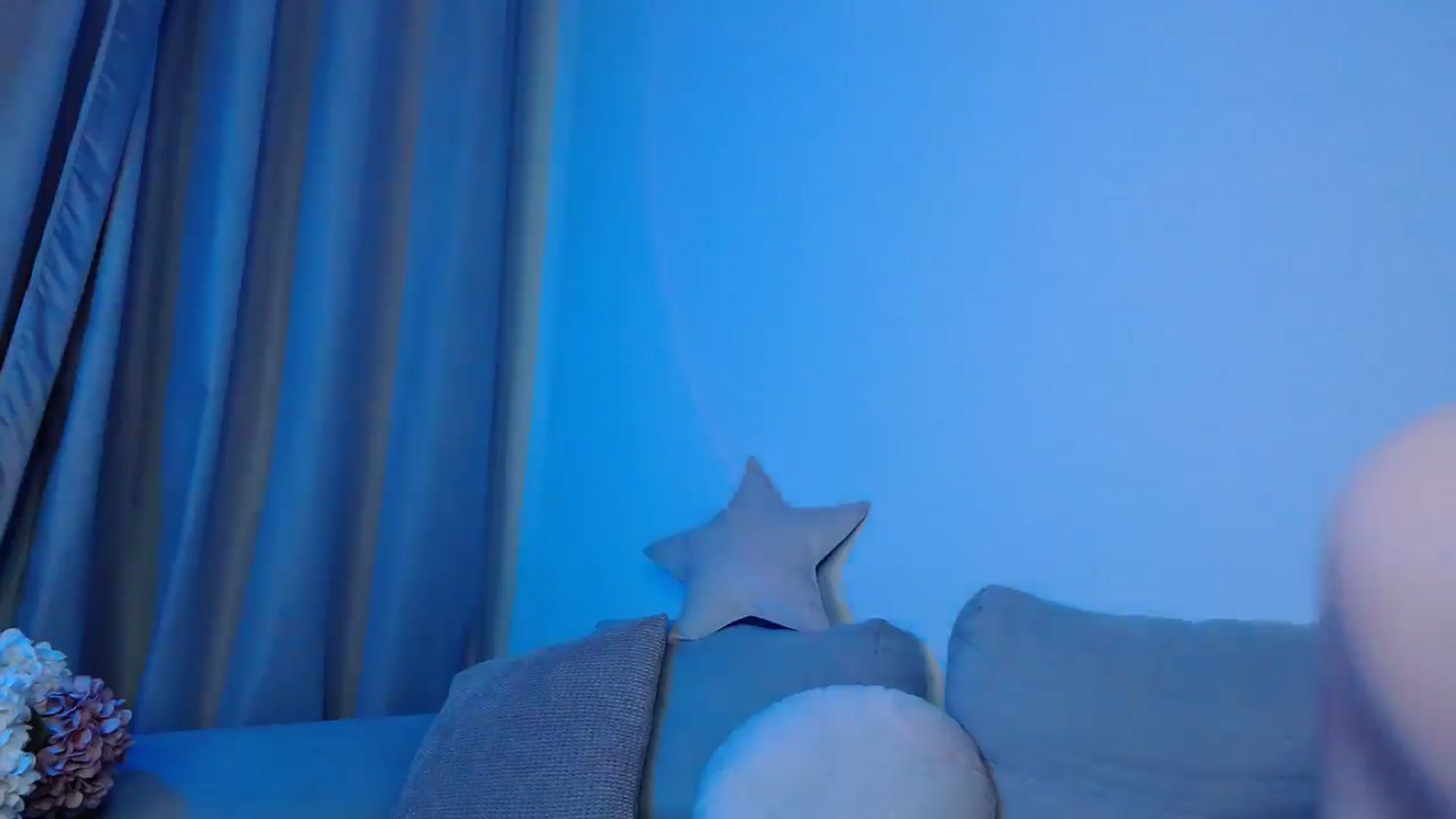 Gallery image thumbnail from TaisiaHot's myfreecams stream on, 03/03/2025, 10:43 image 15 of 20