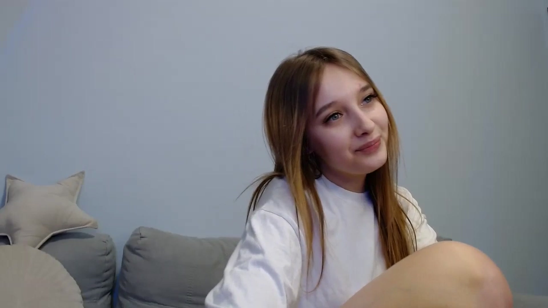 Gallery image thumbnail from TaisiaHot's myfreecams stream on, 04/29/2025, 12:08 image 14 of 20