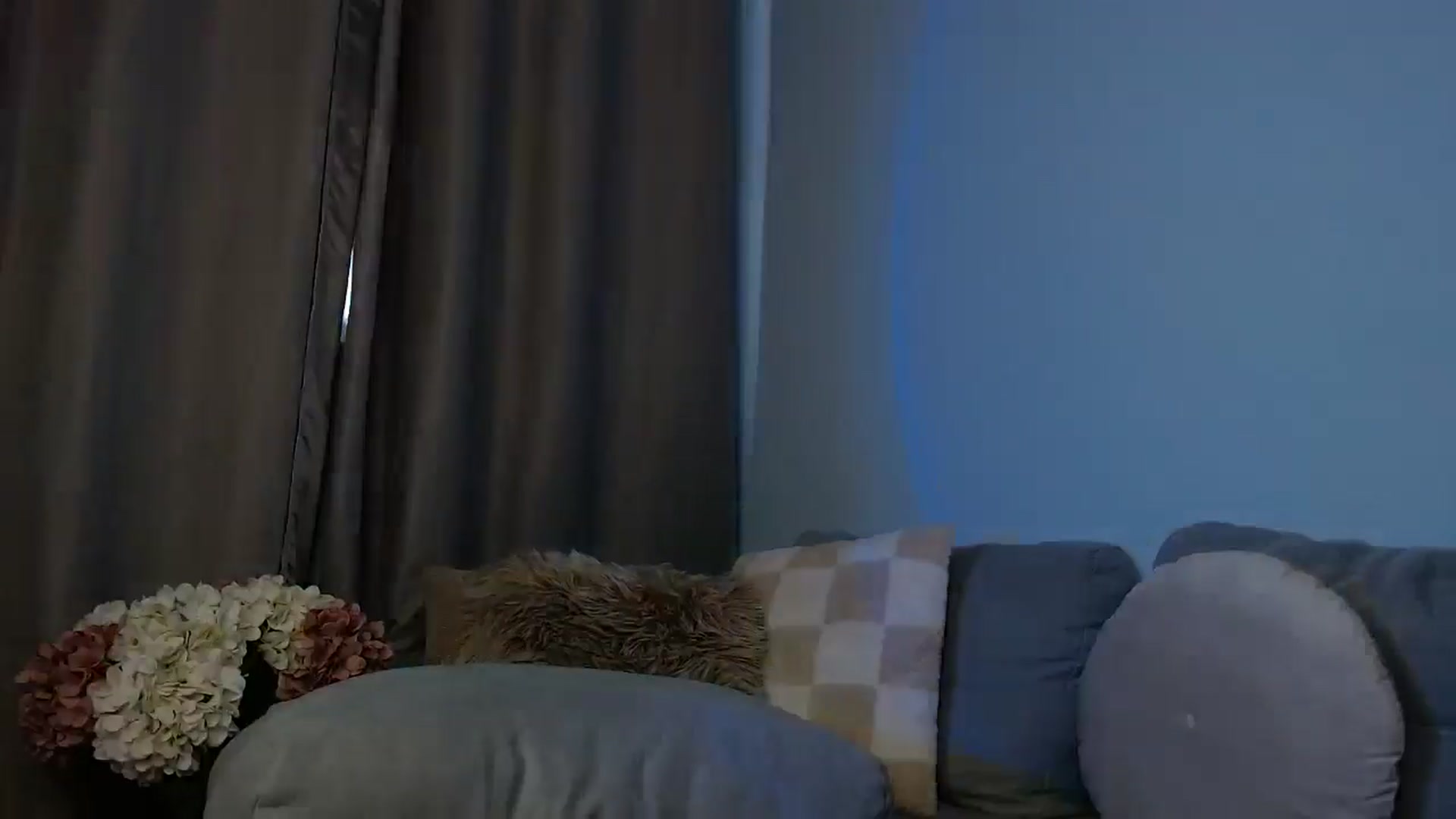 Gallery image thumbnail from TaisiaHot's myfreecams stream on, 05/05/2025, 11:58 image 10 of 20