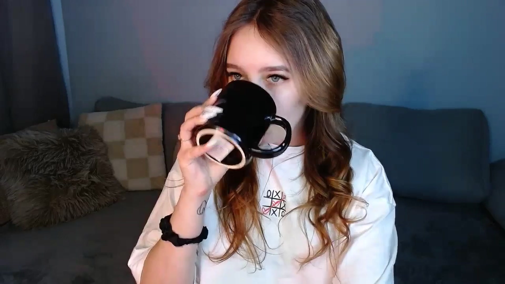 Gallery image thumbnail from TaisiaHot's myfreecams stream on, 05/07/2025, 08:45 image 16 of 20