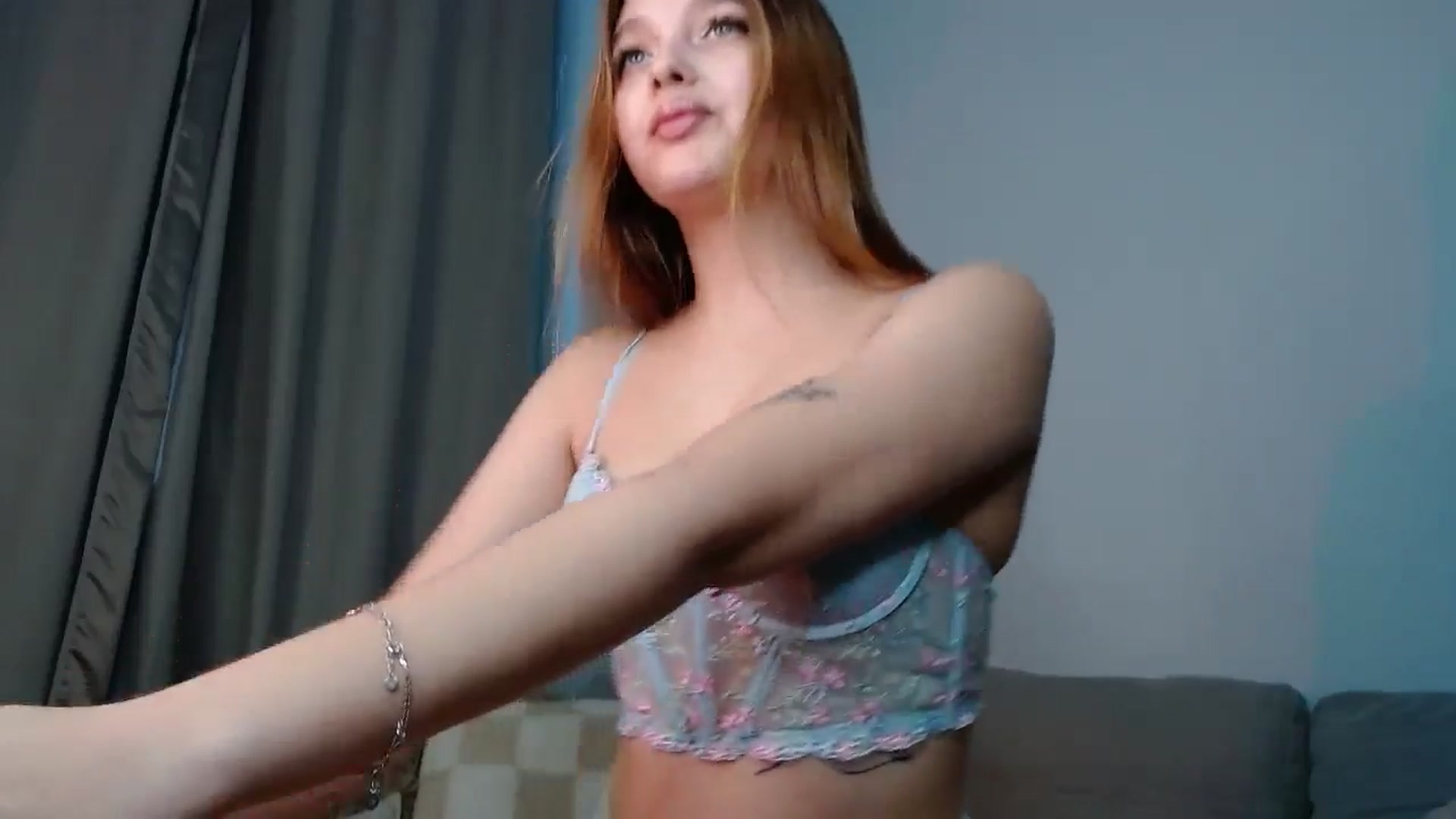 Gallery image thumbnail from TaisiaHot's myfreecams stream on, 05/27/2025, 08:17 image 18 of 20