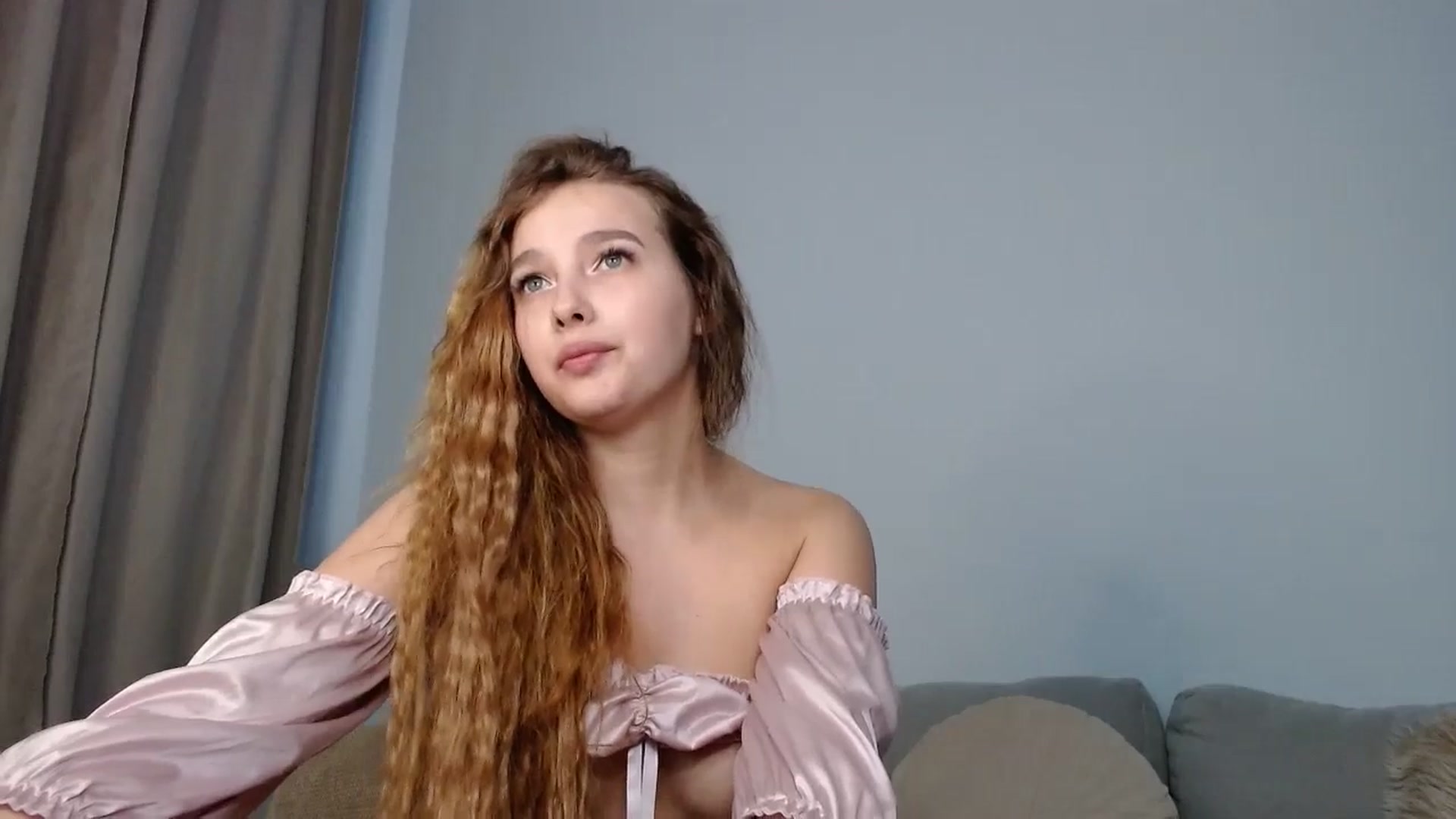 Gallery image thumbnail from TaisiaHot's myfreecams stream on, 06/20/2025, 09:39 image 7 of 20