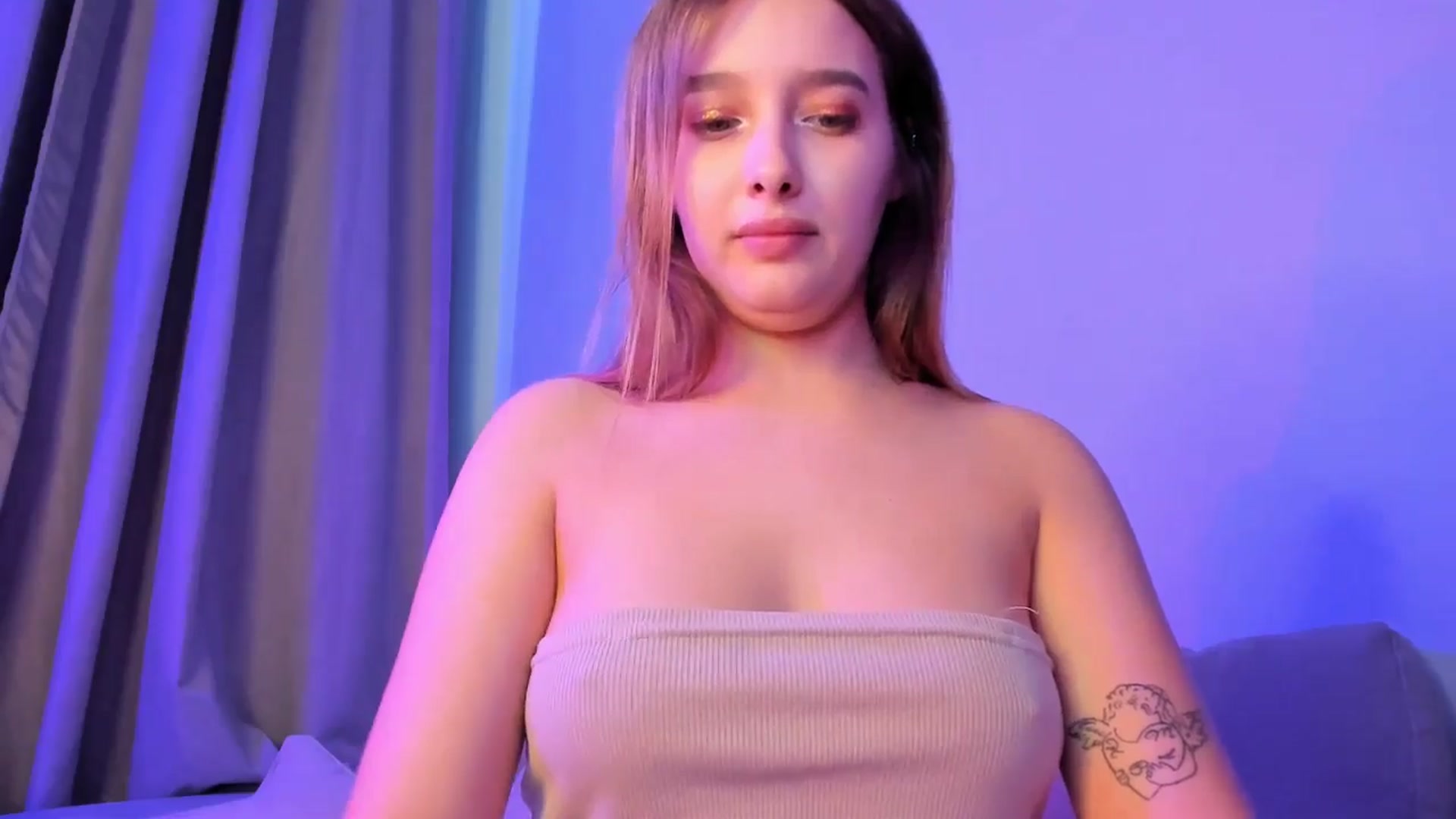 Gallery image thumbnail from TaisiaHot's myfreecams stream on, 07/22/2025, 10:11 image 19 of 20