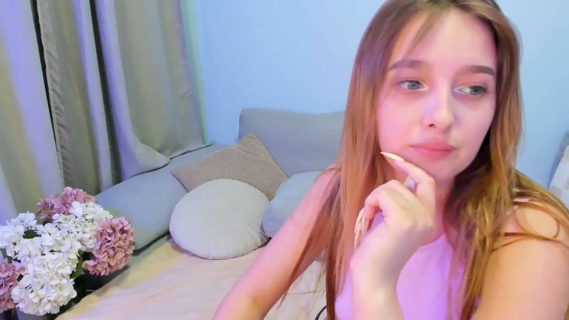 Gallery image thumbnail from TaisiaHot's myfreecams stream on, 07/23/2025, 11:56 image 11 of 20