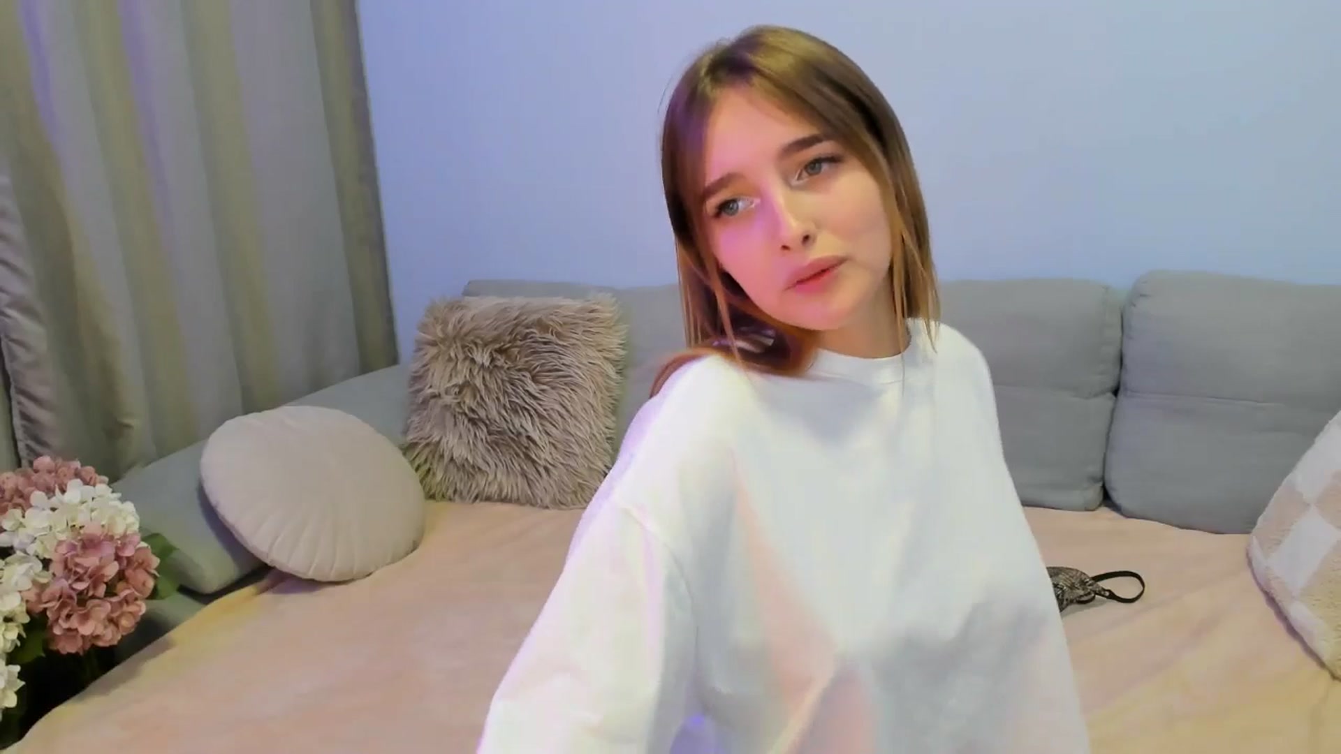 Gallery image thumbnail from TaisiaHot's myfreecams stream on, 08/19/2025, 13:41 image 17 of 20