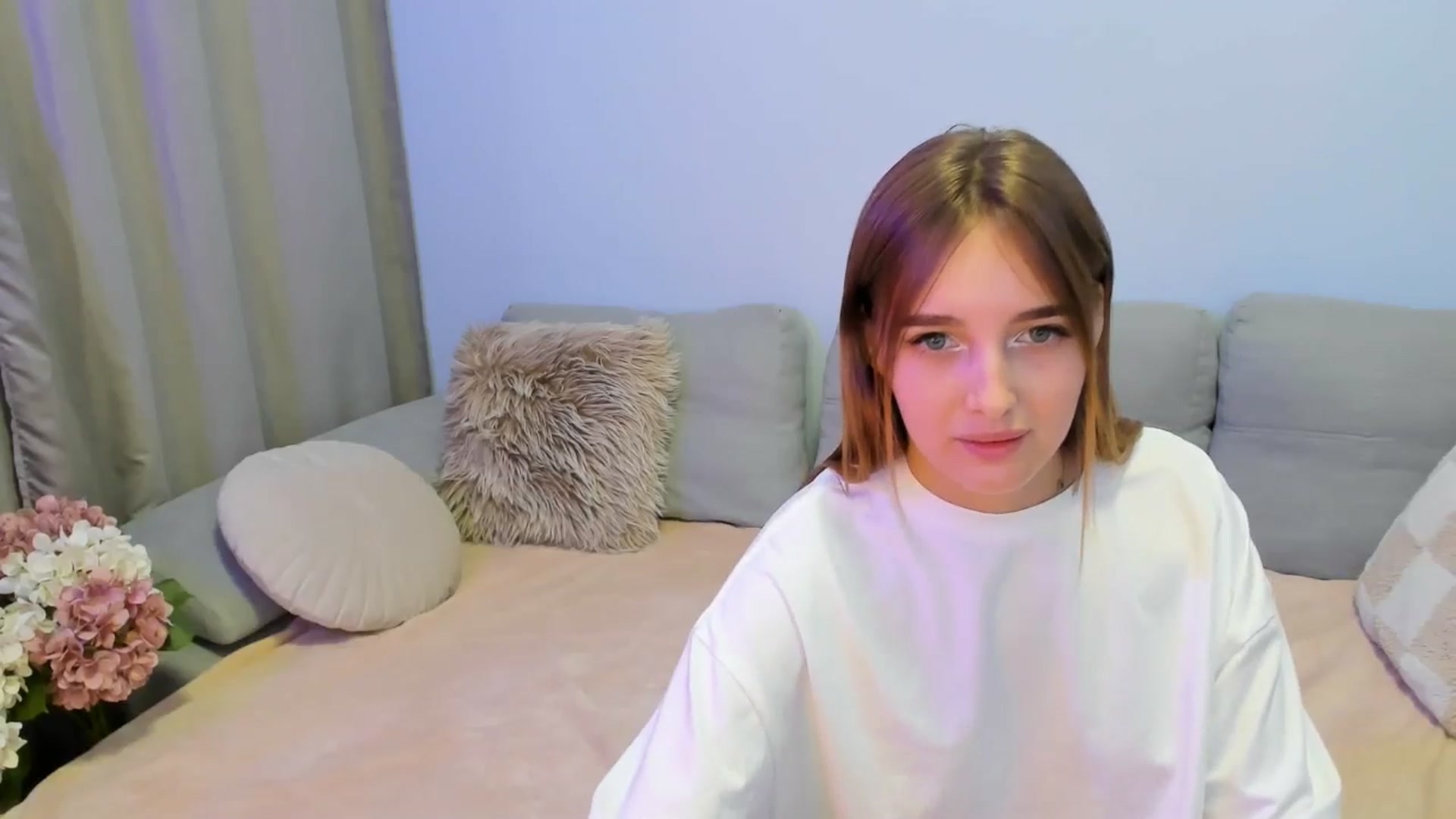 Gallery image thumbnail from TaisiaHot's myfreecams stream on, 08/19/2025, 13:41 image 18 of 20