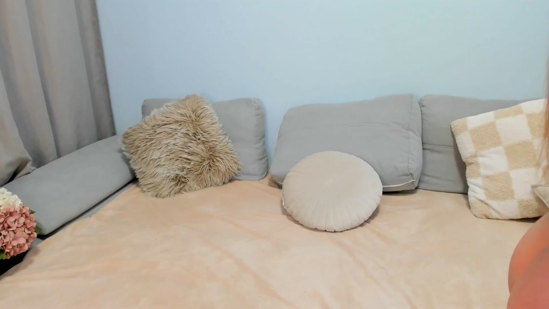 Gallery image thumbnail from TaisiaHot's myfreecams stream on, 08/24/2025, 12:59 image 1 of 20