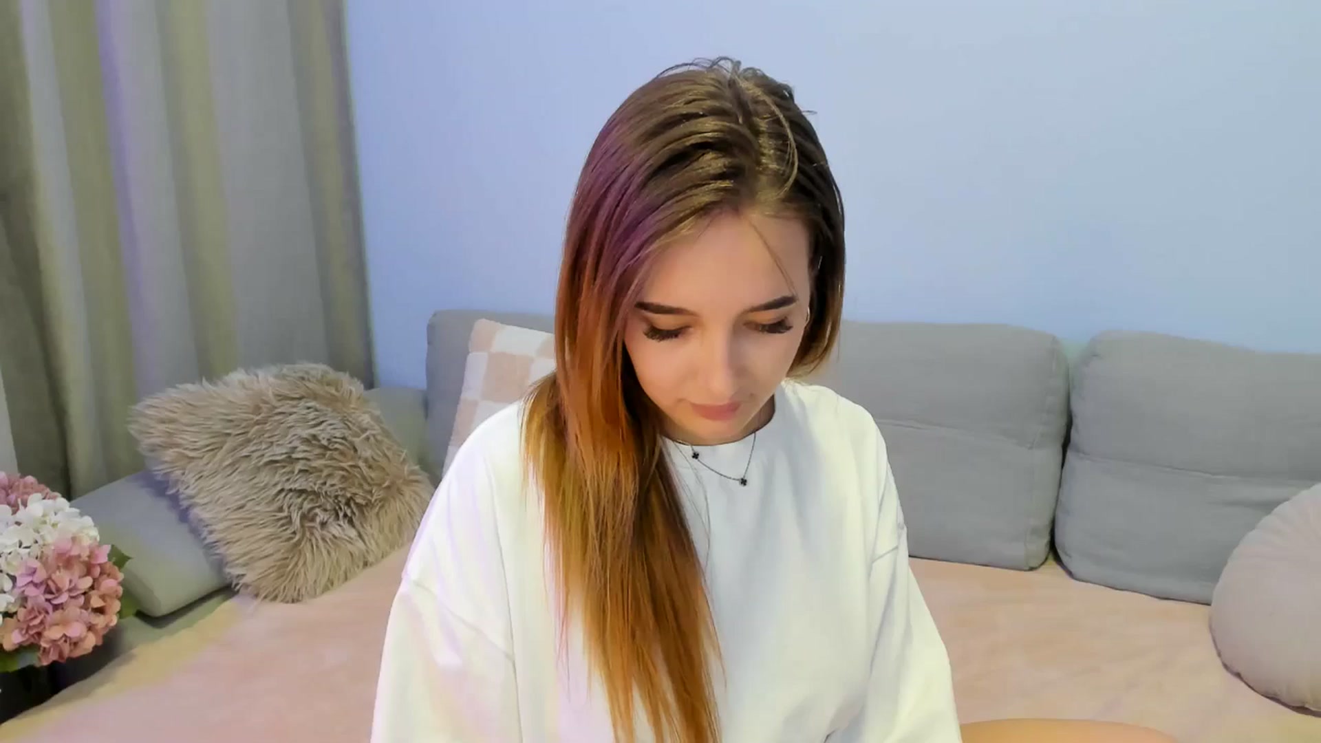 Gallery image thumbnail from TaisiaHot's myfreecams stream on, 08/27/2025, 13:04 image 2 of 20