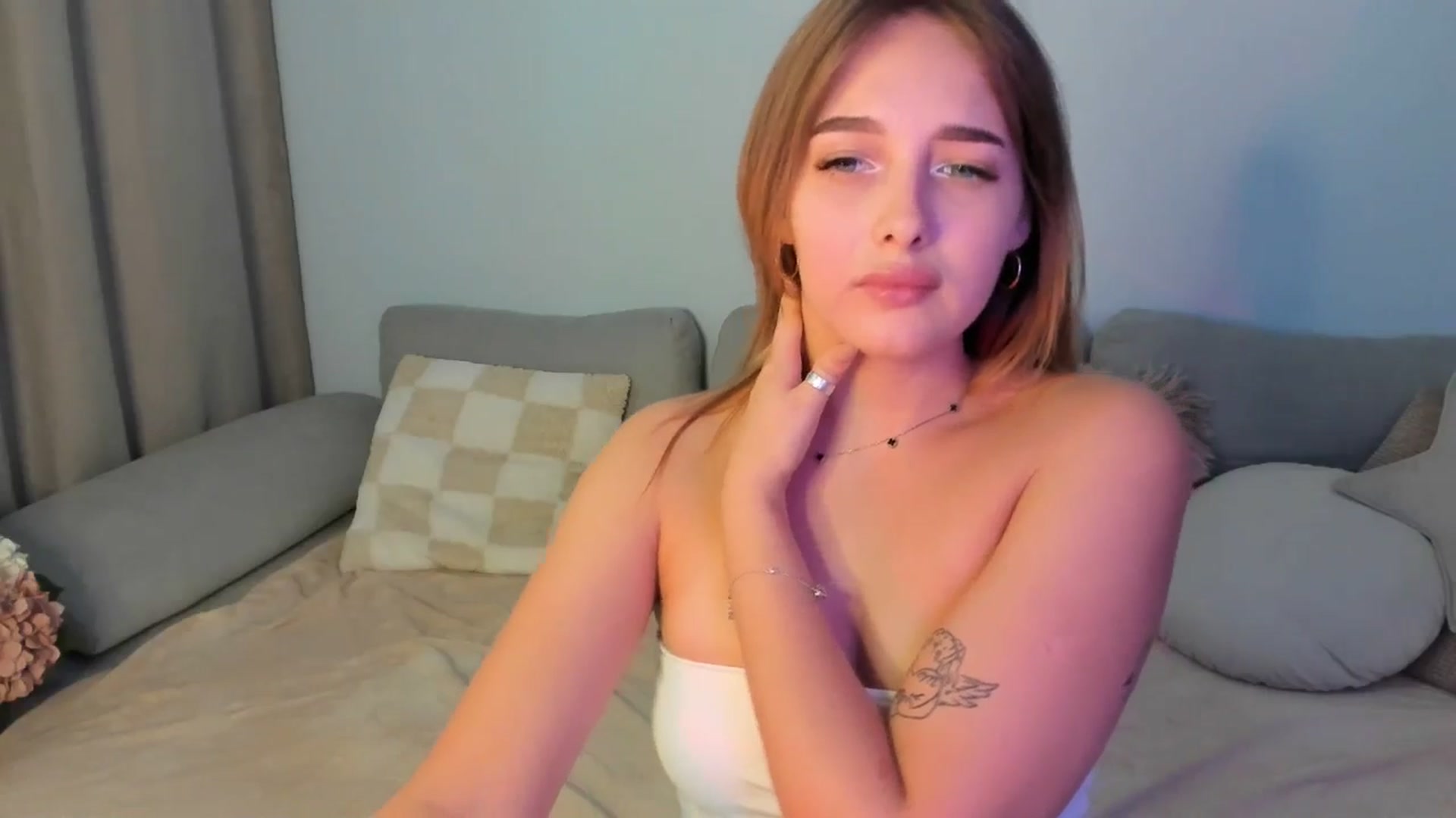 Gallery image thumbnail from TaisiaHot's myfreecams stream on, 08/30/2025, 08:27 image 6 of 20