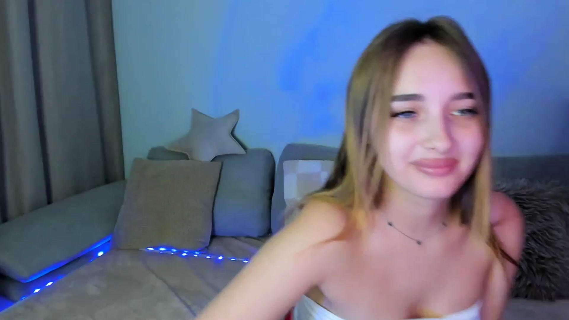 Gallery image thumbnail from TaisiaHot's myfreecams stream on, 09/16/2025, 12:01 image 18 of 20