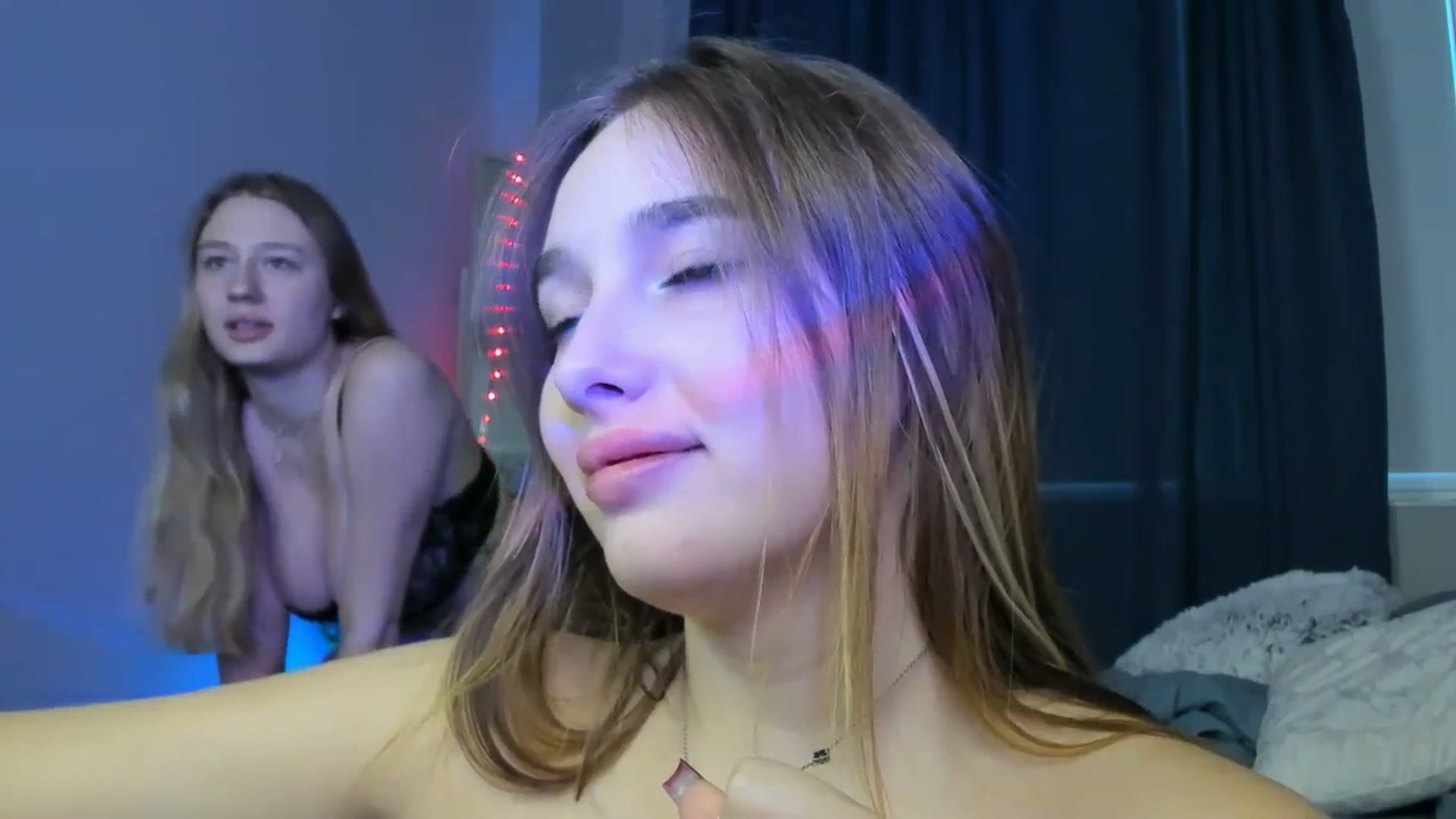 Gallery image thumbnail from TaisiaHot's myfreecams stream on, 10/13/2025, 15:08 image 19 of 20