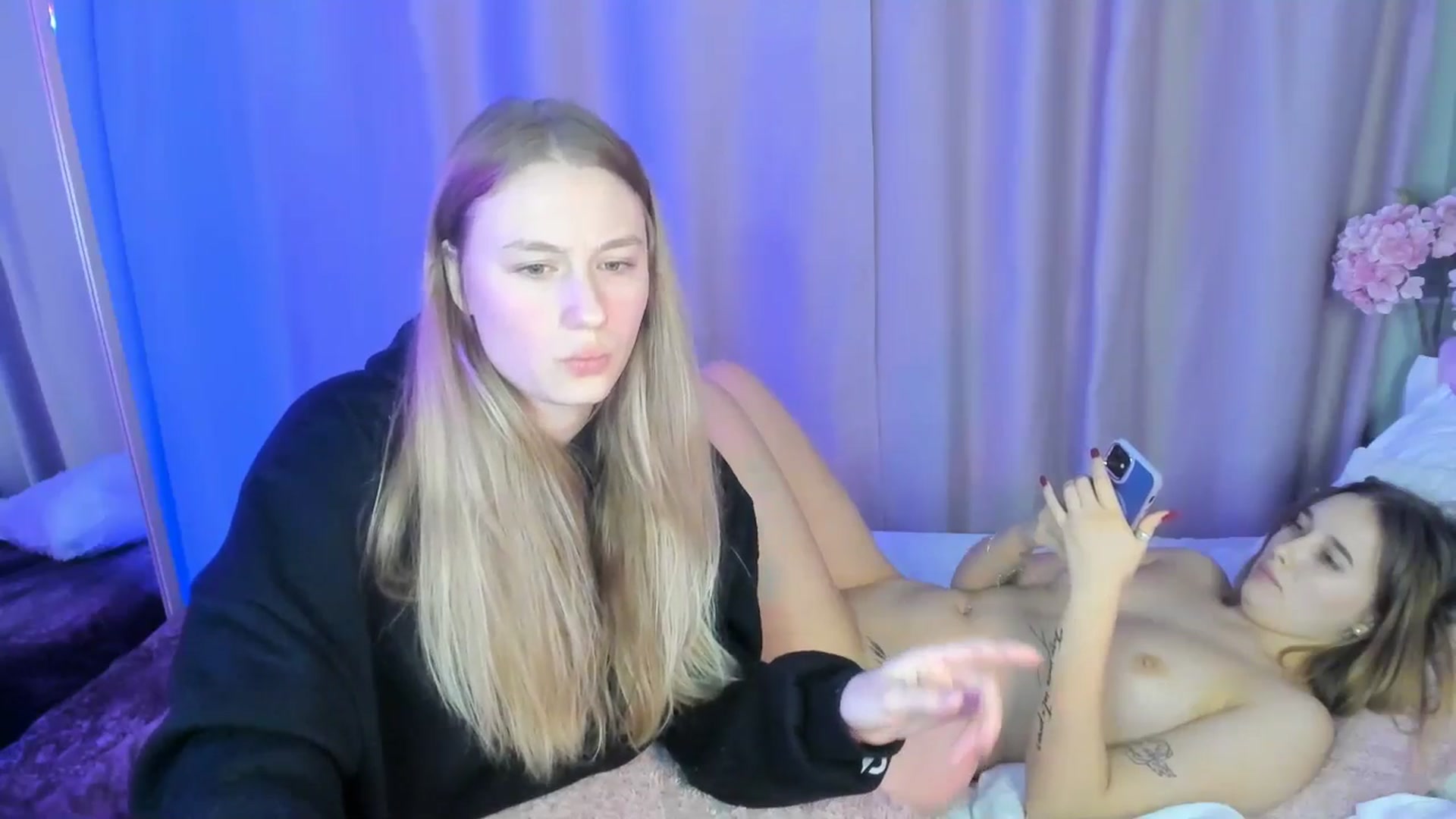 Gallery image thumbnail from TaisiaHot's myfreecams stream on, 10/28/2025, 20:31 image 13 of 20