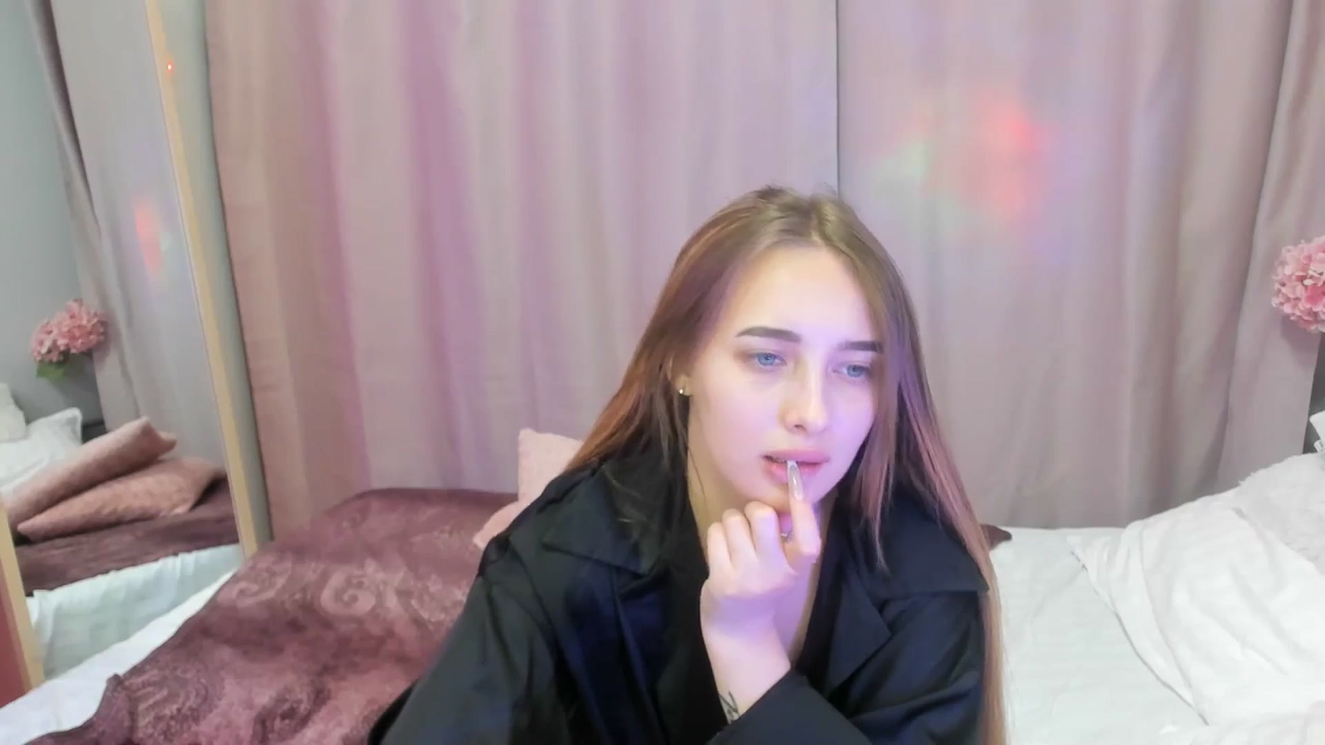 Gallery image thumbnail from TaisiaHot's myfreecams stream on, 11/04/2025, 13:55 image 9 of 20