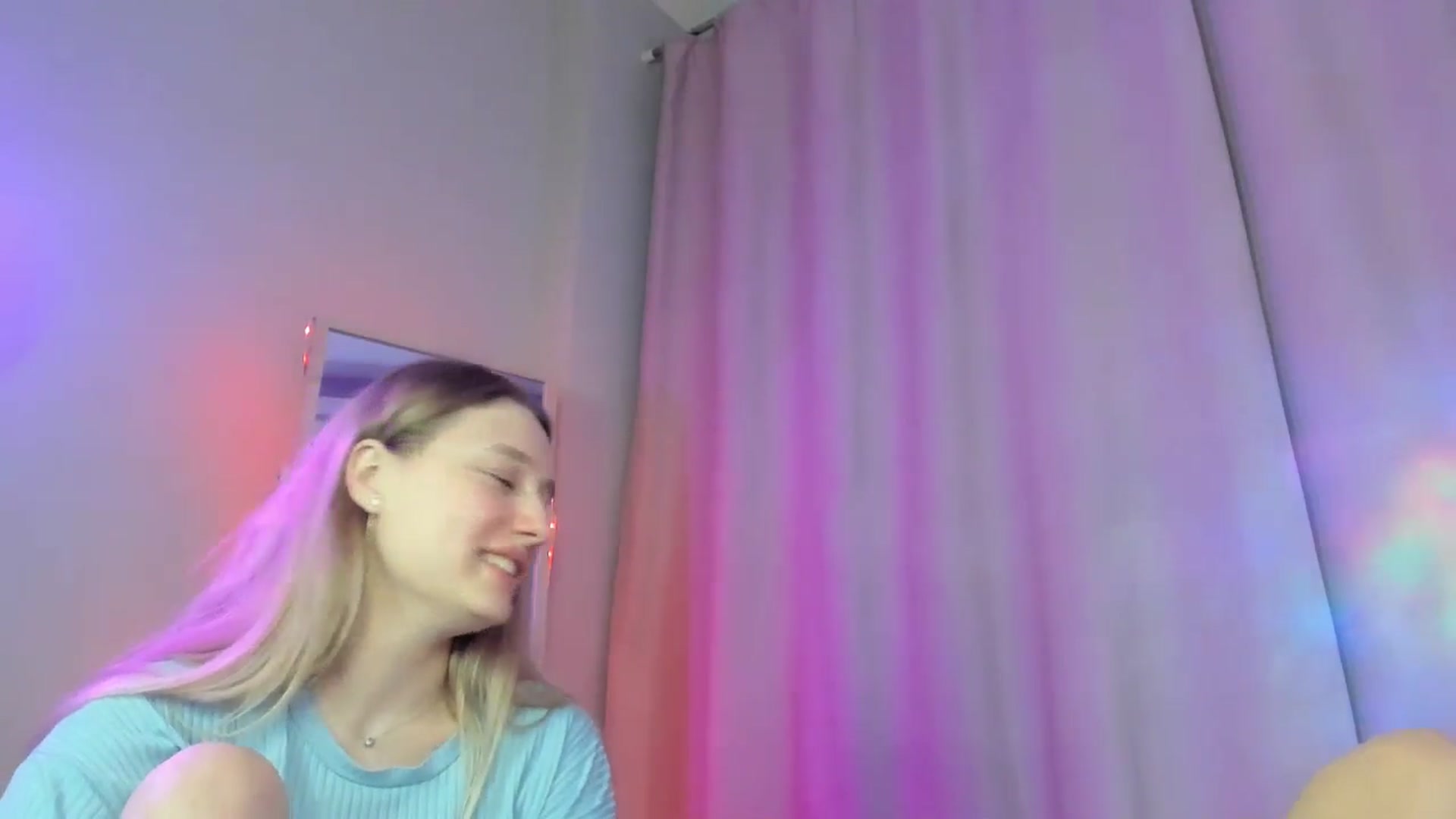 Gallery image thumbnail from TaisiaHot's myfreecams stream on, 11/04/2025, 15:53 image 19 of 20