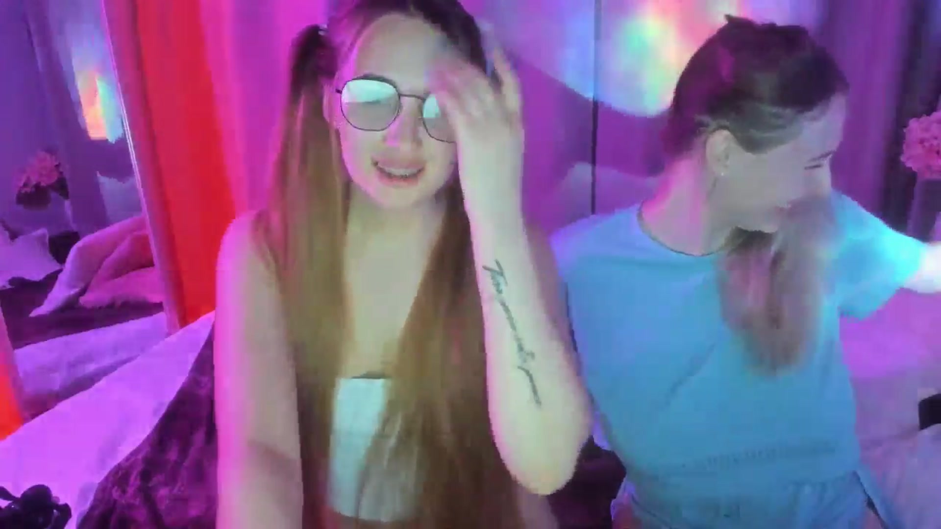 Gallery image thumbnail from TaisiaHot's myfreecams stream on, 11/04/2025, 17:14 image 6 of 20