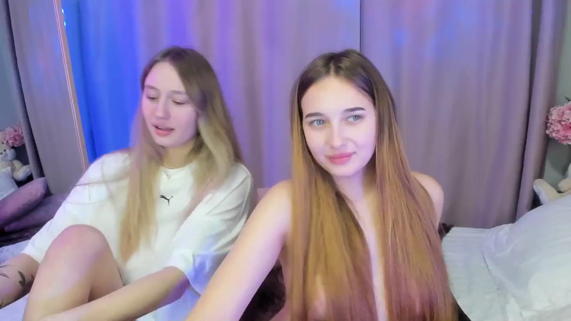 Gallery image thumbnail from TaisiaHot's myfreecams stream on, 11/08/2025, 11:56 image 15 of 20