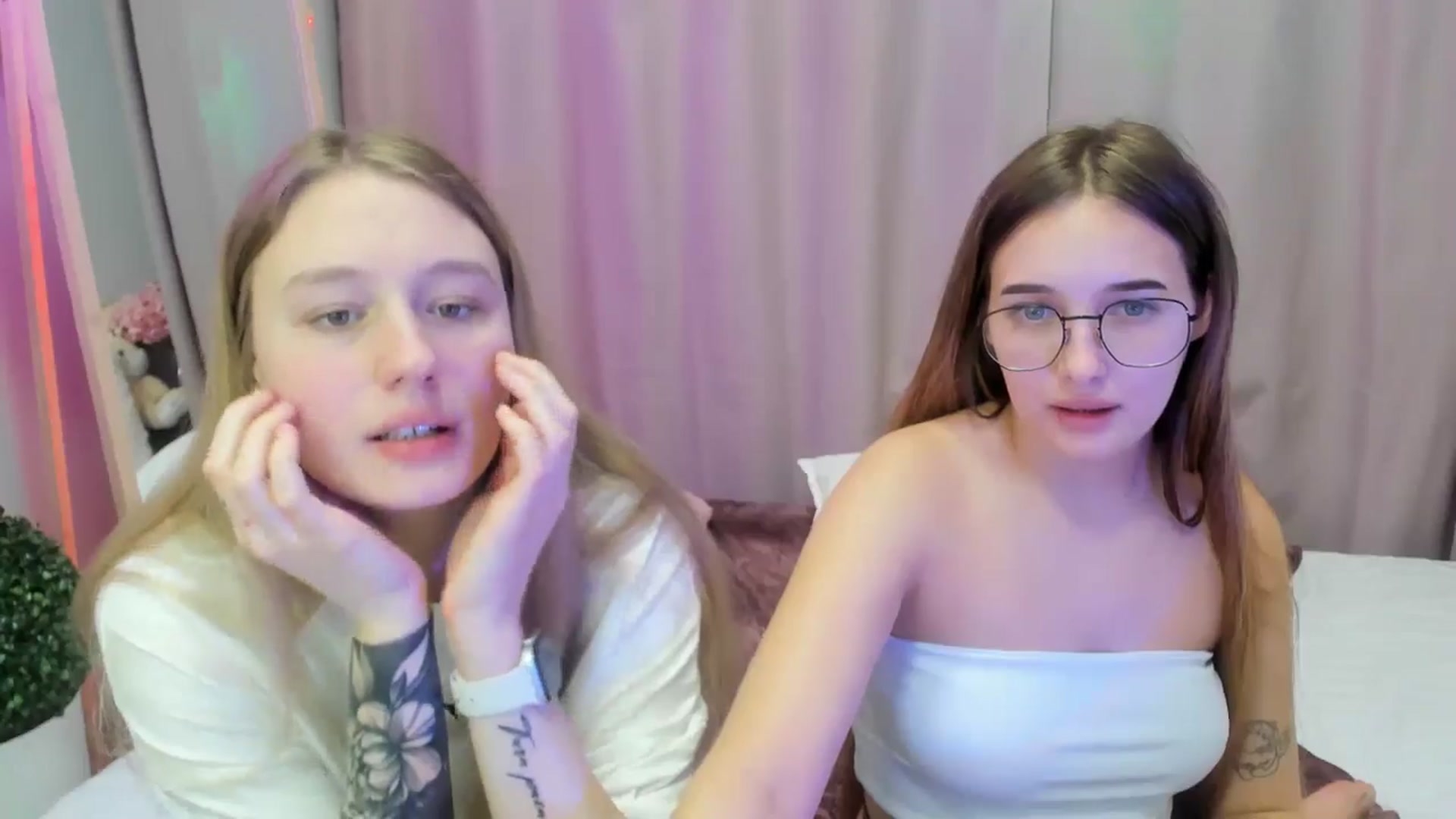 Gallery image thumbnail from TaisiaHot's myfreecams stream on, 11/08/2025, 14:56 image 2 of 20