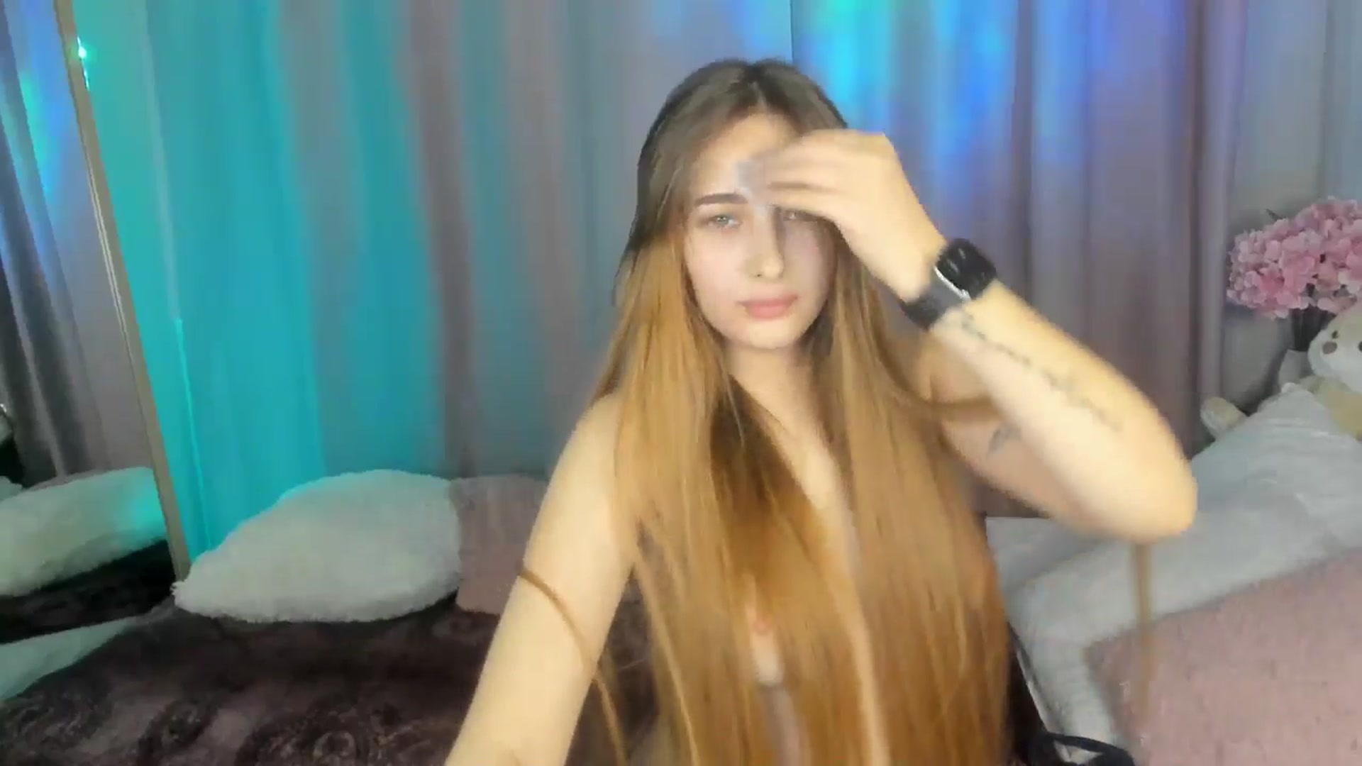Gallery image thumbnail from TaisiaHot's myfreecams stream on, 11/09/2025, 08:53 image 6 of 20