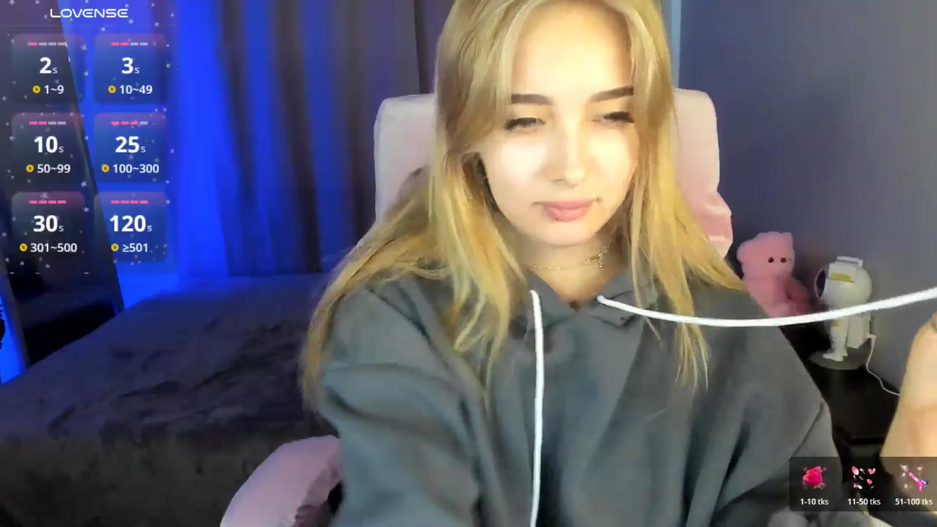 Gallery image thumbnail from TaisiaHot's myfreecams stream on, 11/24/2025, 08:44 image 6 of 20