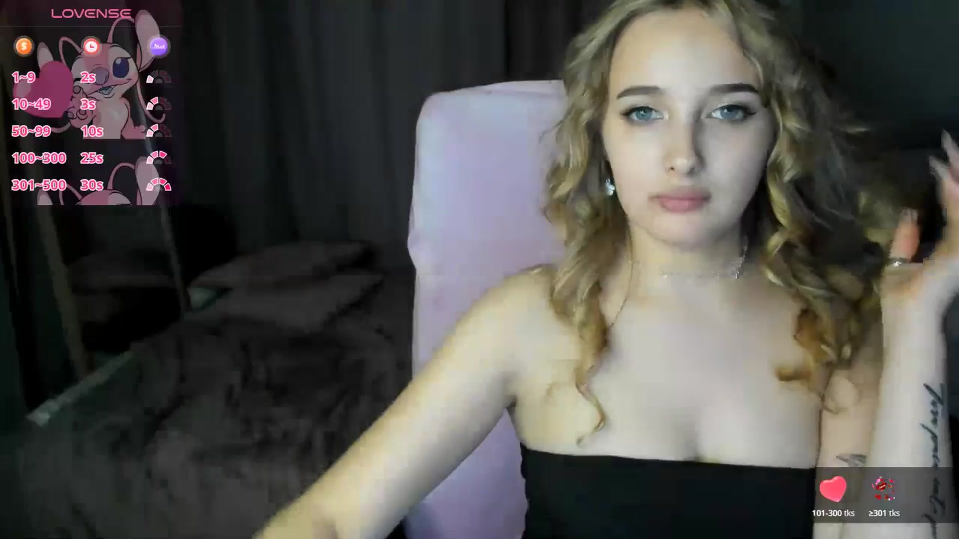 Gallery image thumbnail from TaisiaHot's myfreecams stream on, 12/03/2025, 16:09 image 18 of 20