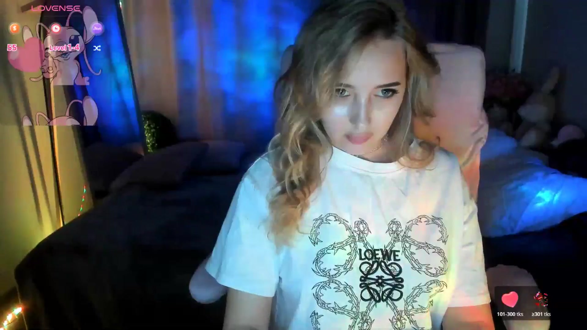 Gallery image thumbnail from TaisiaHot's myfreecams stream on, 12/06/2025, 11:20 image 9 of 20
