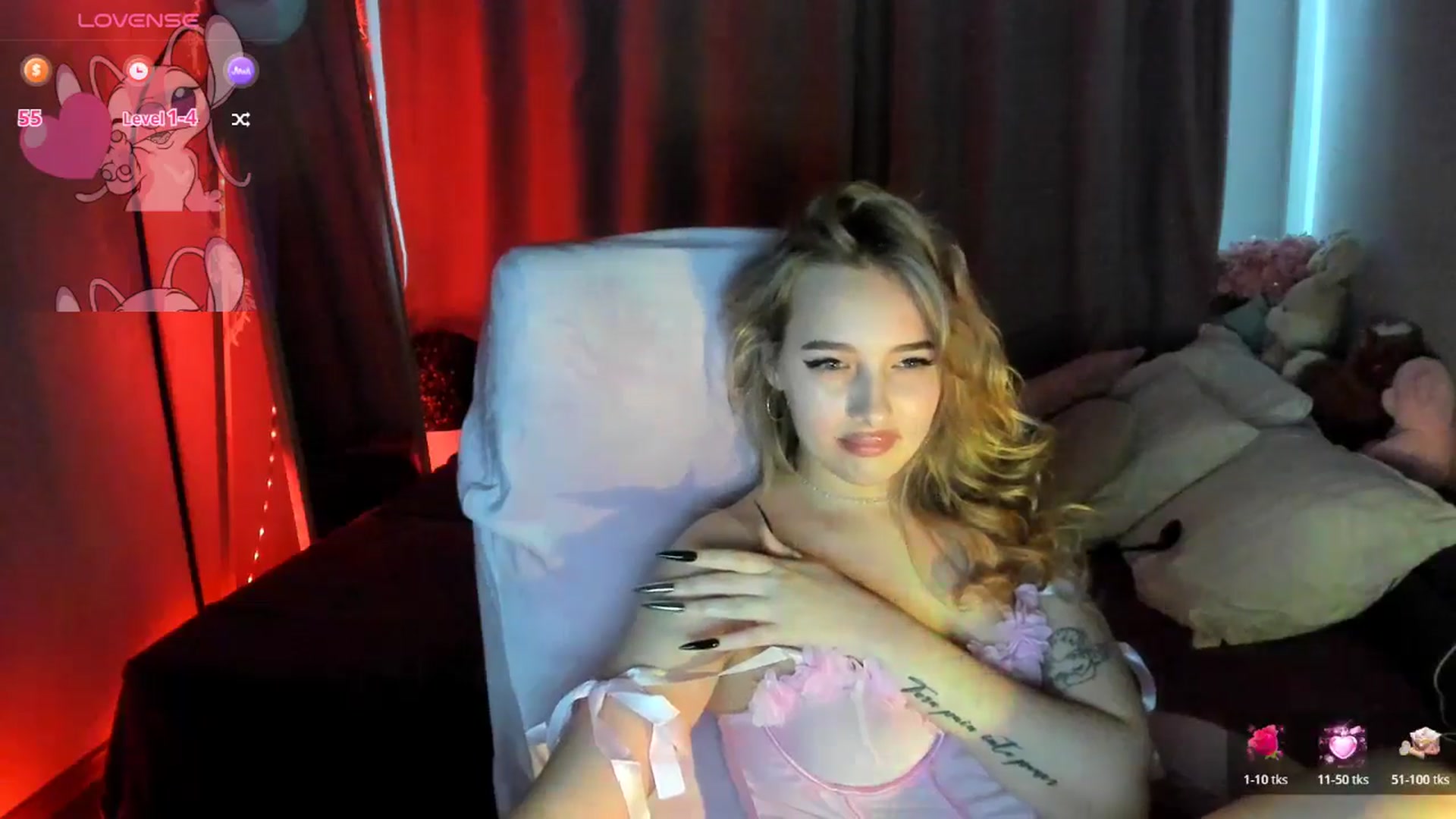 Gallery image thumbnail from TaisiaHot's myfreecams stream on, 12/19/2025, 09:14 image 8 of 20