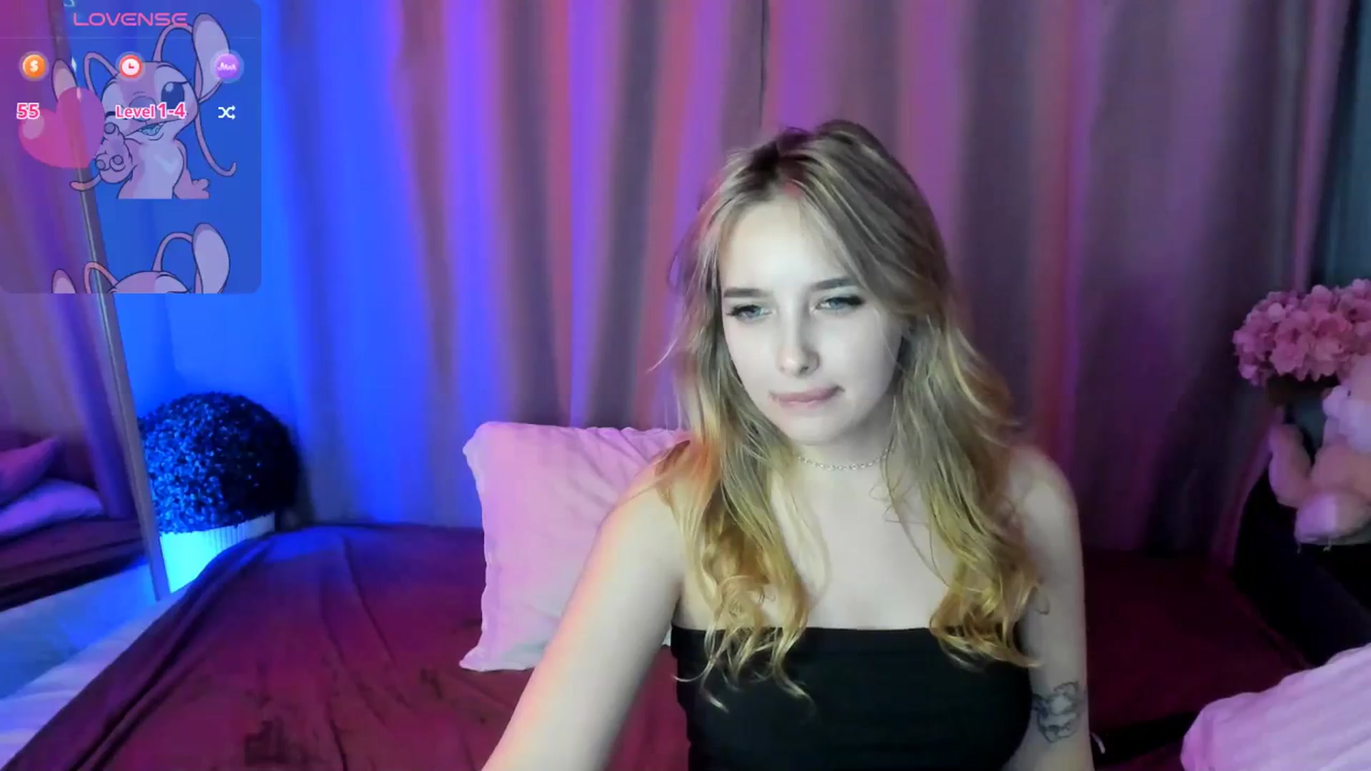 Gallery image thumbnail from TaisiaHot's myfreecams stream on, 12/22/2025, 13:25 image 19 of 20