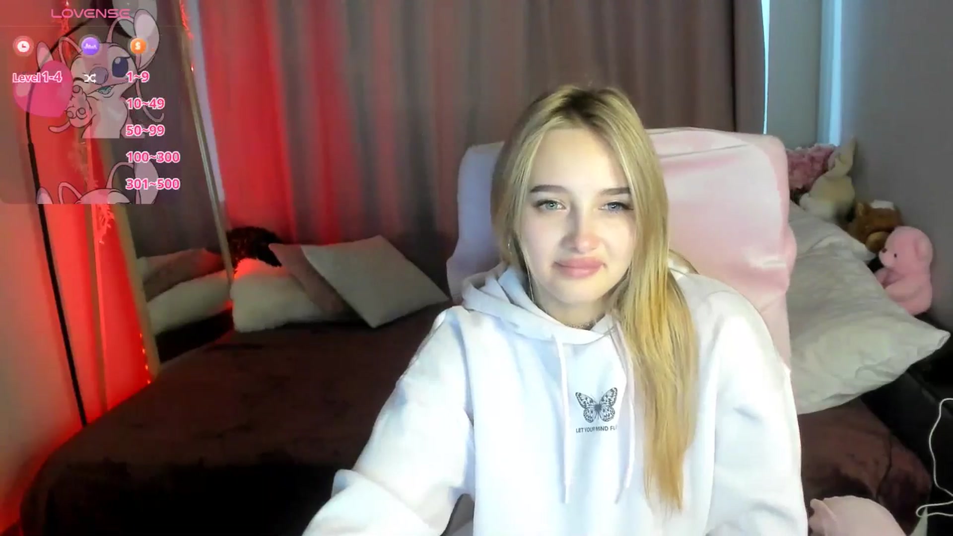 Gallery image thumbnail from TaisiaHot's myfreecams stream on, 12/23/2025, 10:33 image 3 of 20