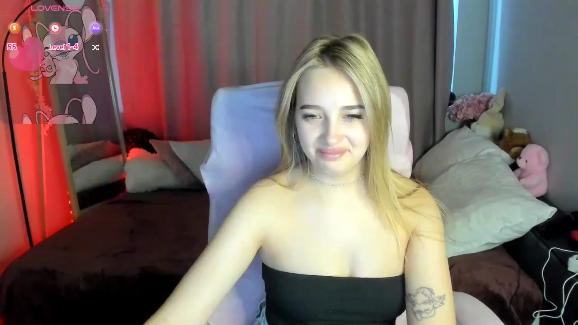 Gallery image thumbnail from TaisiaHot's myfreecams stream on, 12/23/2025, 10:33 image 9 of 20