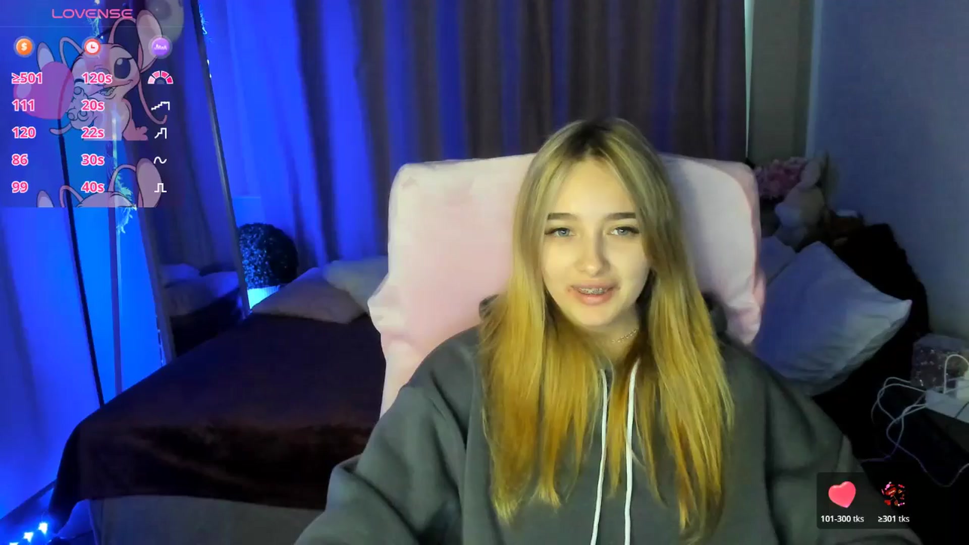 Gallery image thumbnail from TaisiaHot's myfreecams stream on, 12/24/2025, 08:59 image 1 of 20