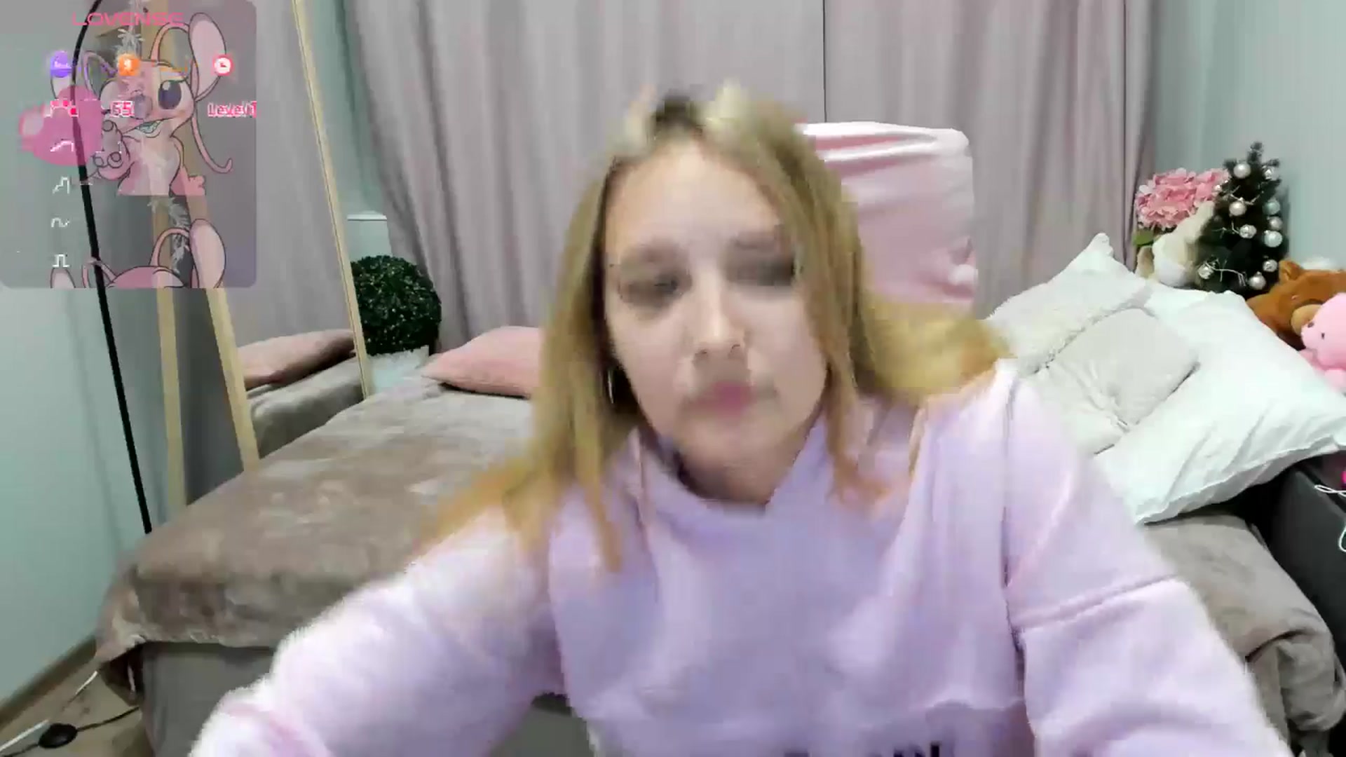 Gallery image thumbnail from TaisiaHot's myfreecams stream on, 12/28/2025, 16:42 image 9 of 20
