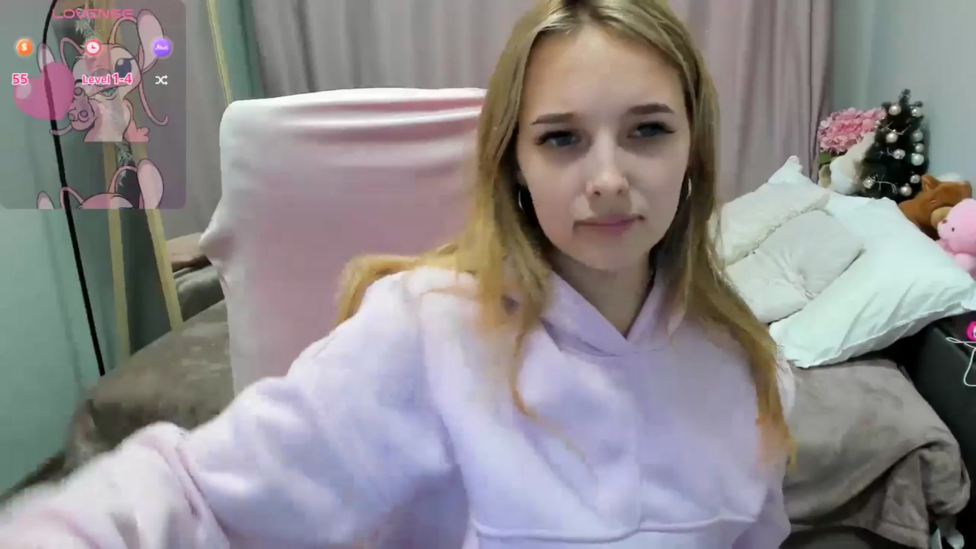 Gallery image thumbnail from TaisiaHot's myfreecams stream on, 12/28/2025, 16:42 image 5 of 20