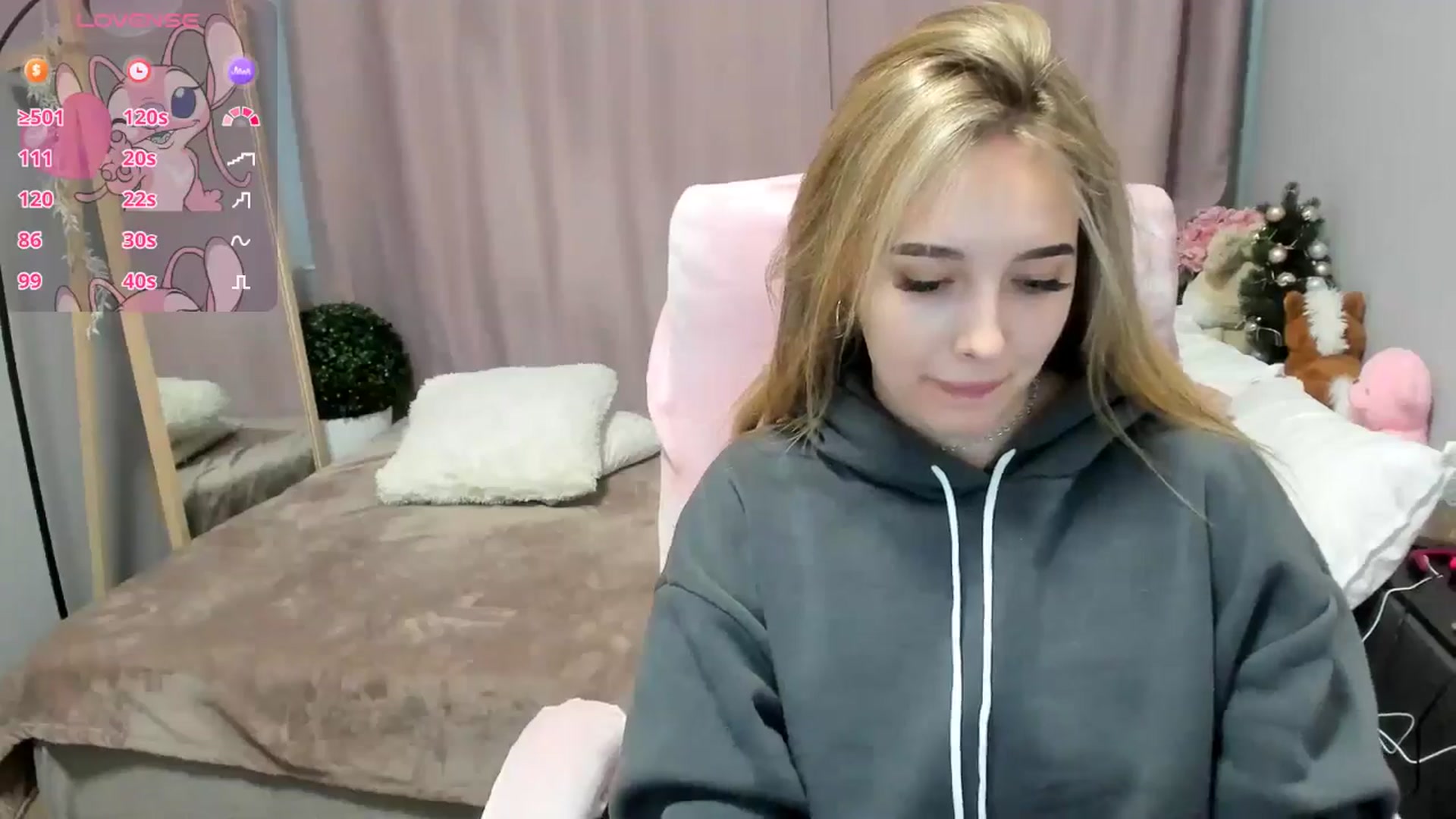 Gallery image thumbnail from TaisiaHot's myfreecams stream on, 12/30/2025, 09:13 image 6 of 20