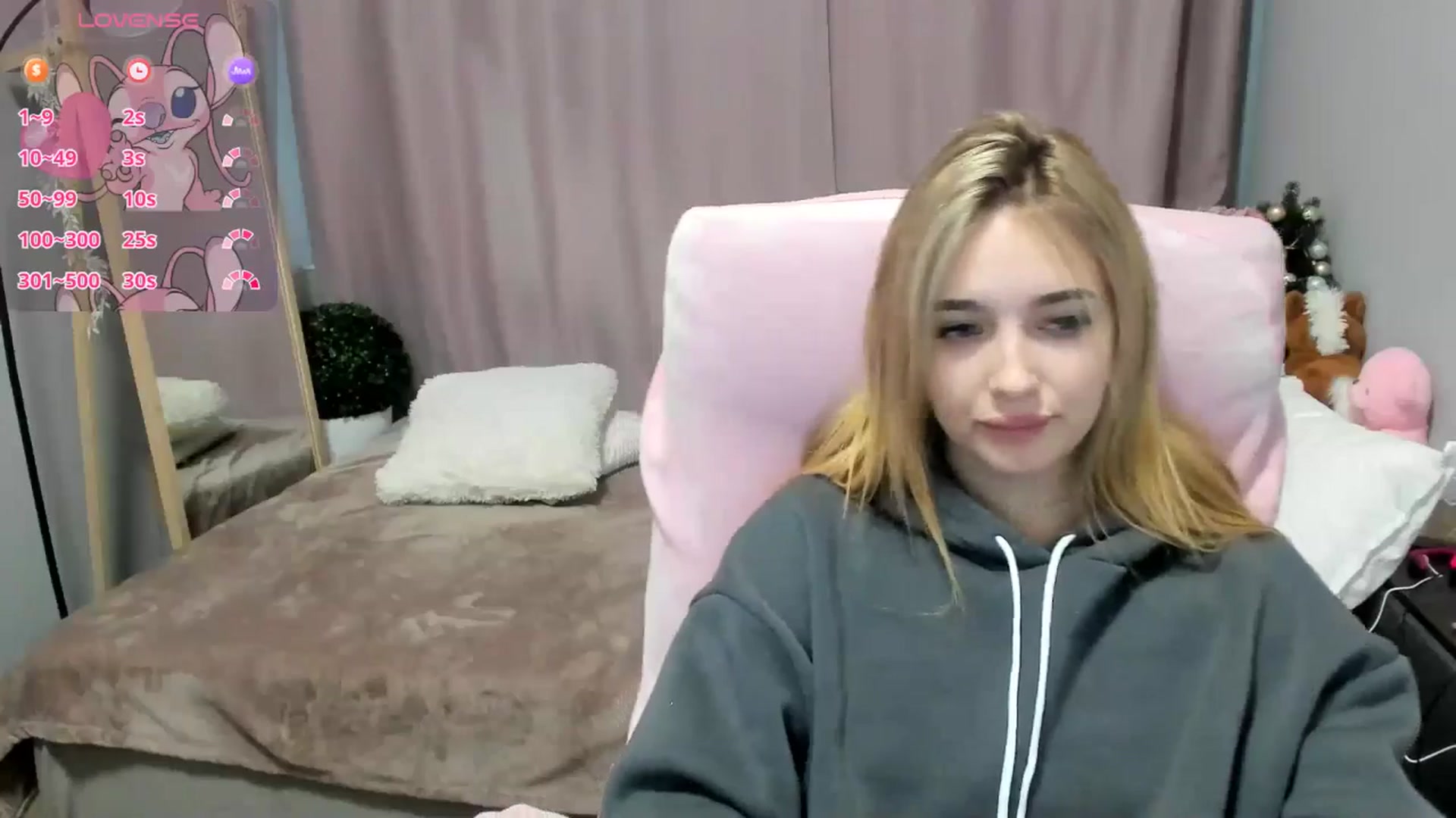 Gallery image thumbnail from TaisiaHot's myfreecams stream on, 12/30/2025, 09:13 image 4 of 20
