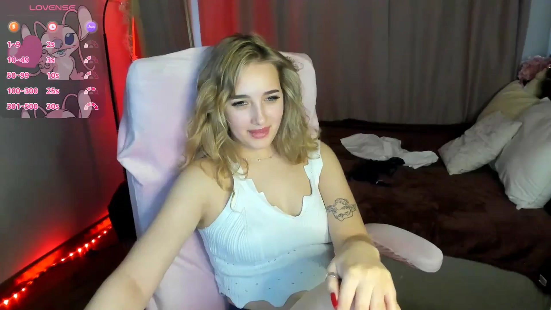 Gallery image thumbnail from TaisiaHot's myfreecams stream on, 01/02/2026, 11:25 image 13 of 20