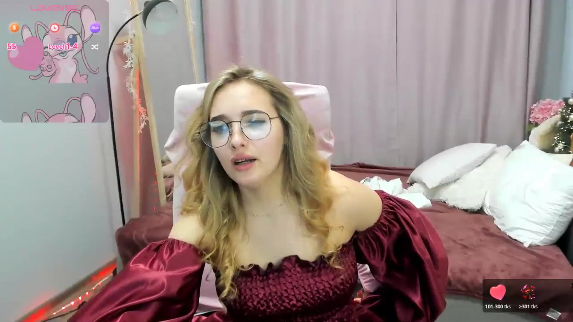 Gallery image thumbnail from TaisiaHot's myfreecams stream on, 01/02/2026, 12:38 image 2 of 20