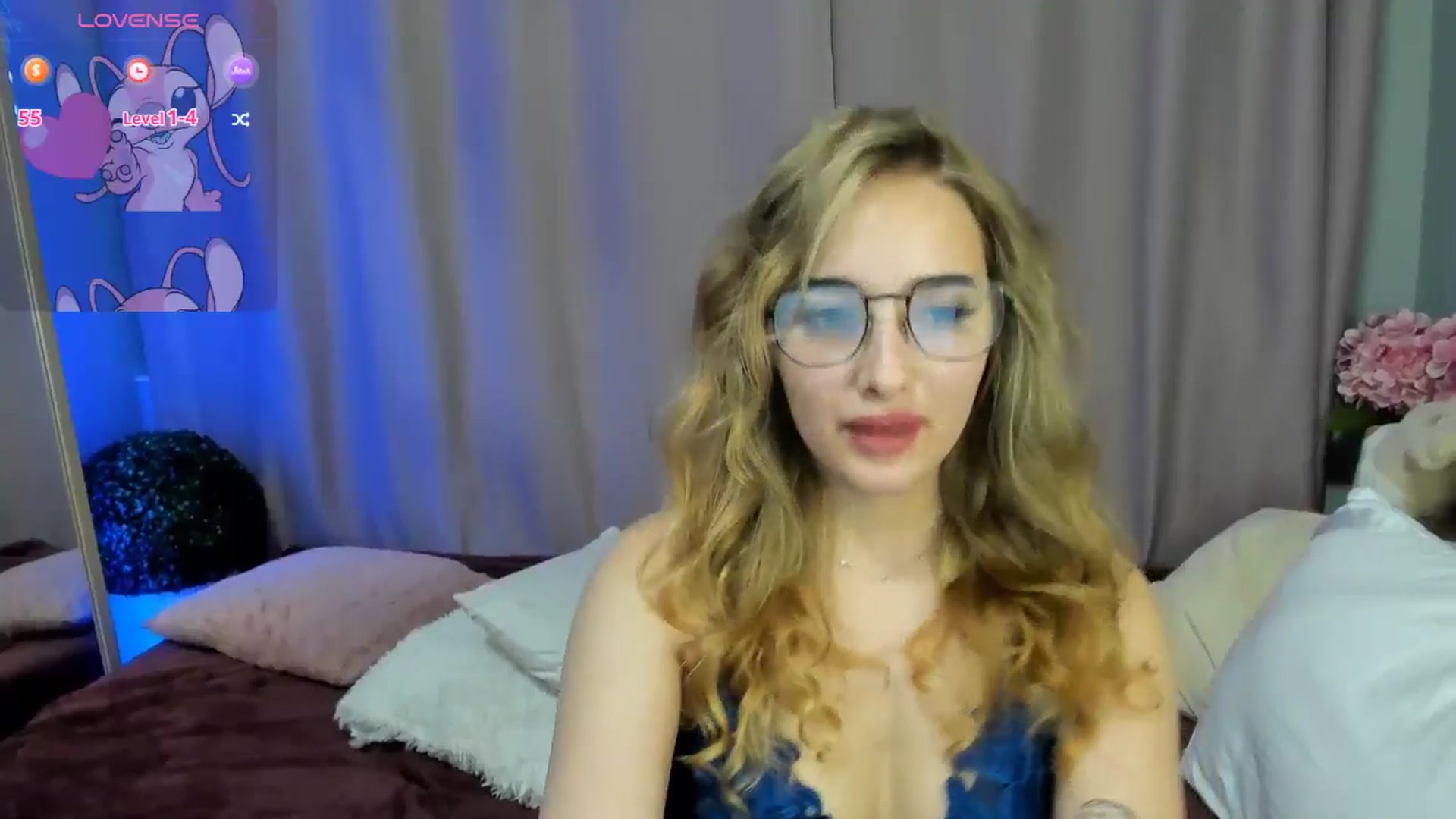 Gallery image thumbnail from TaisiaHot's myfreecams stream on, 01/02/2026, 13:36 image 6 of 20