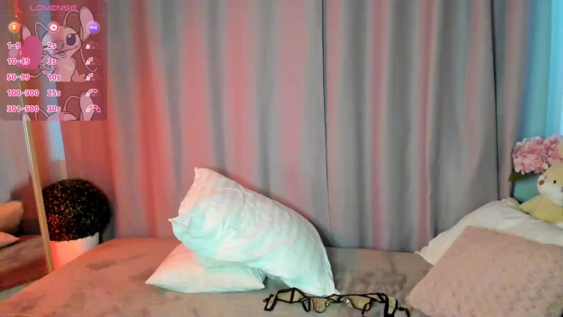 Gallery image thumbnail from TaisiaHot's myfreecams stream on, 01/06/2026, 13:17 image 18 of 20