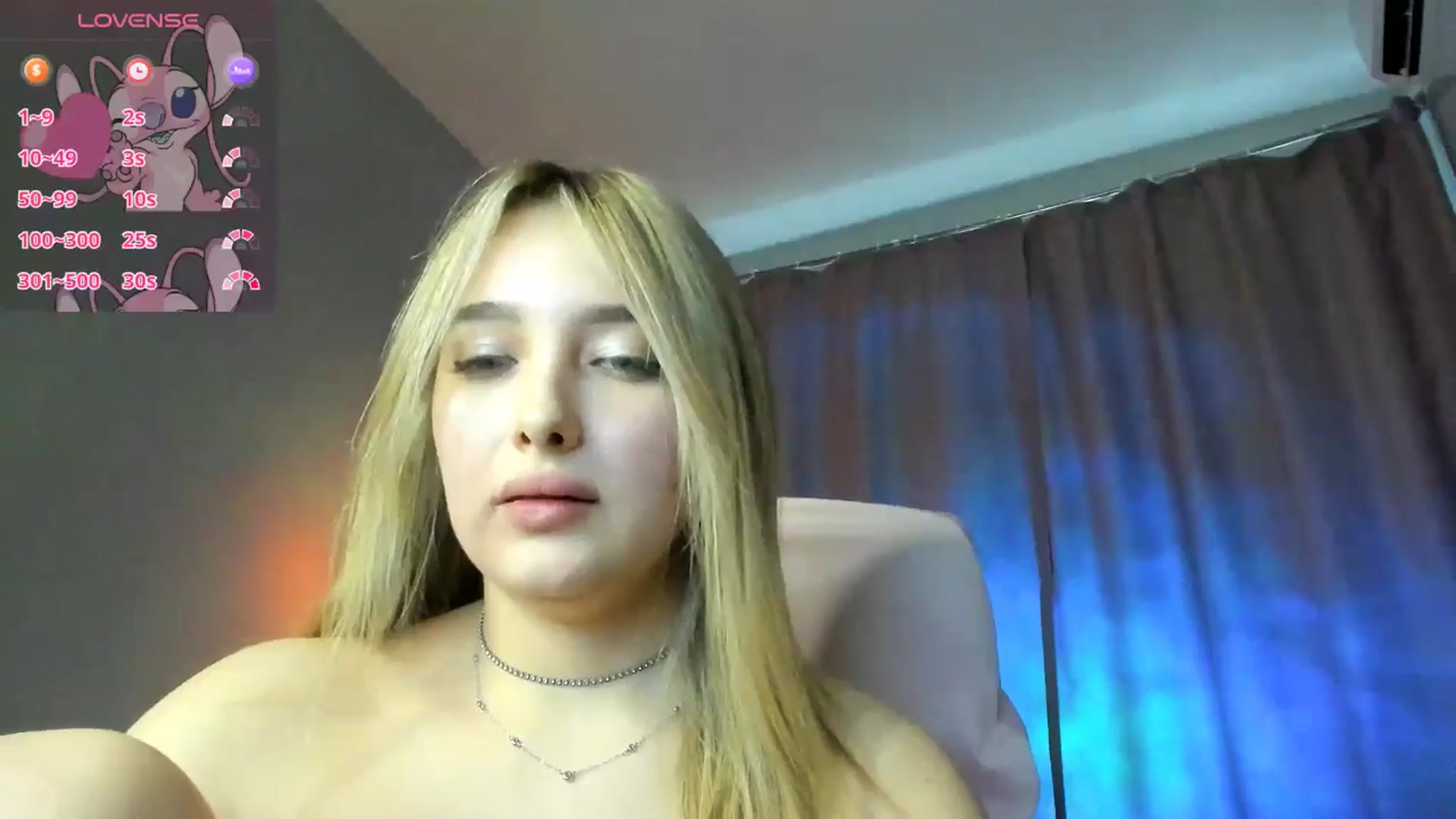 Gallery image thumbnail from TaisiaHot's myfreecams stream on, 01/18/2026, 10:33 image 15 of 20