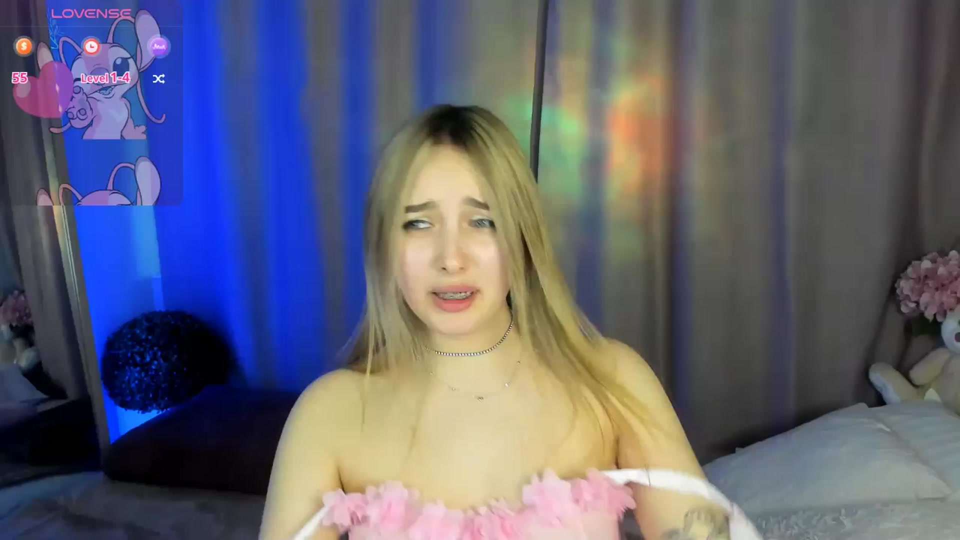 Gallery image thumbnail from TaisiaHot's myfreecams stream on, 01/18/2026, 11:28 image 13 of 20