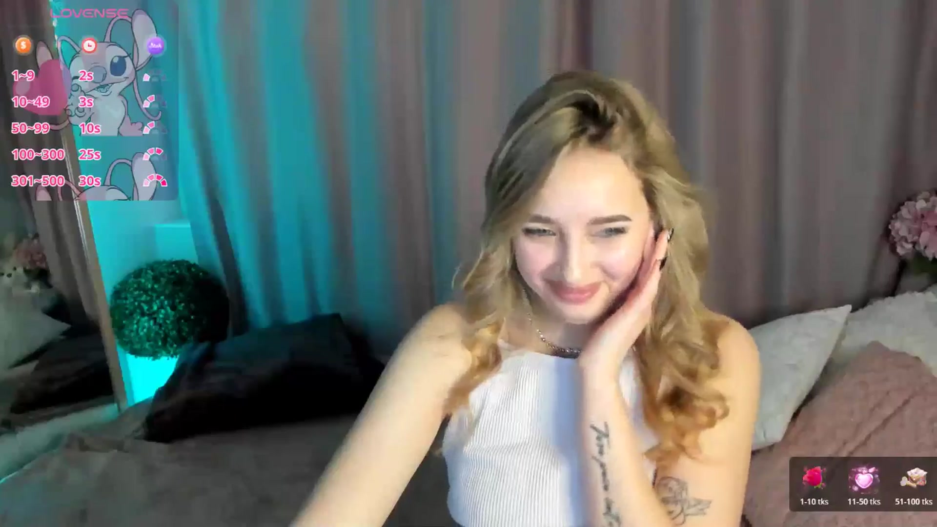 Gallery image thumbnail from TaisiaHot's myfreecams stream on, 01/23/2026, 10:21 image 13 of 20