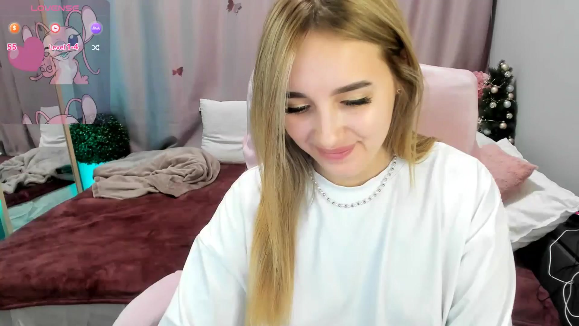 Gallery image thumbnail from TaisiaHot's myfreecams stream on, 02/11/2026, 10:11 image 1 of 20