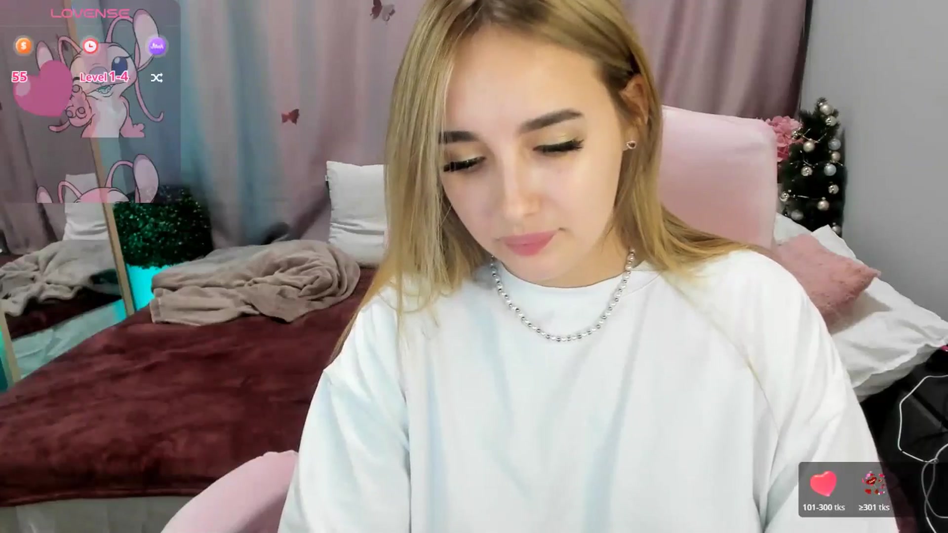 Gallery image thumbnail from TaisiaHot's myfreecams stream on, 02/11/2026, 10:11 image 6 of 20