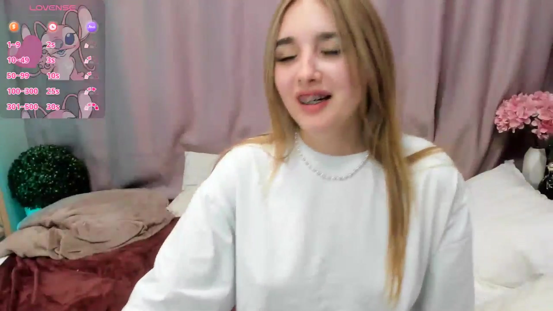 Gallery image thumbnail from TaisiaHot's myfreecams stream on, 02/11/2026, 14:59 image 4 of 20
