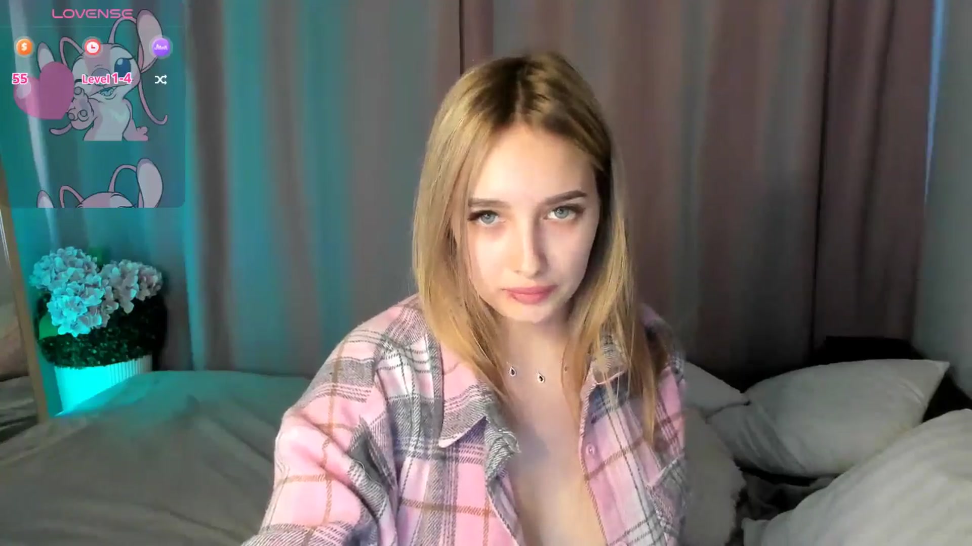 Gallery image thumbnail from TaisiaHot's myfreecams stream on, 02/22/2026, 12:37 image 8 of 20