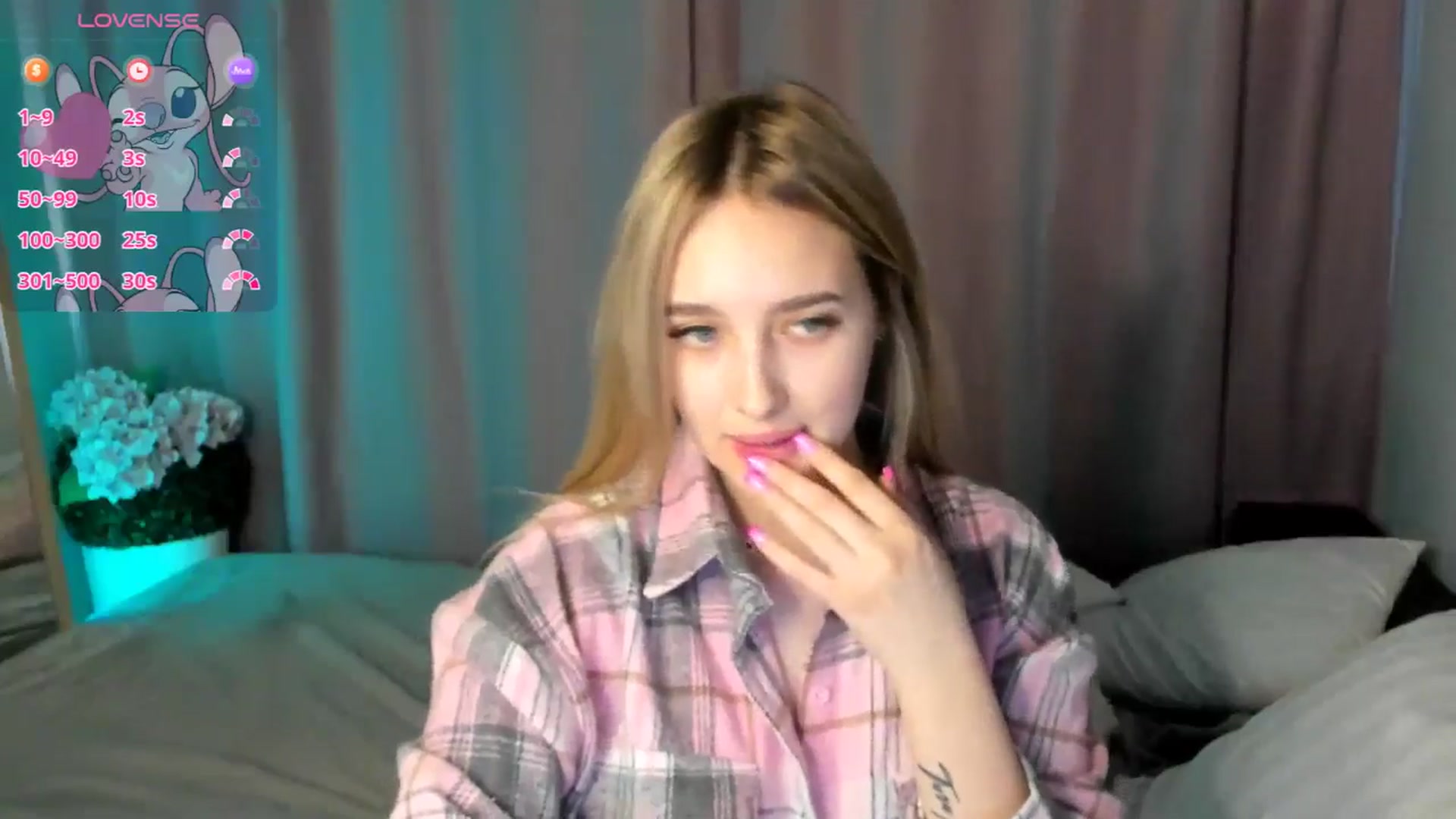 Gallery image thumbnail from TaisiaHot's myfreecams stream on, 02/22/2026, 12:37 image 14 of 20