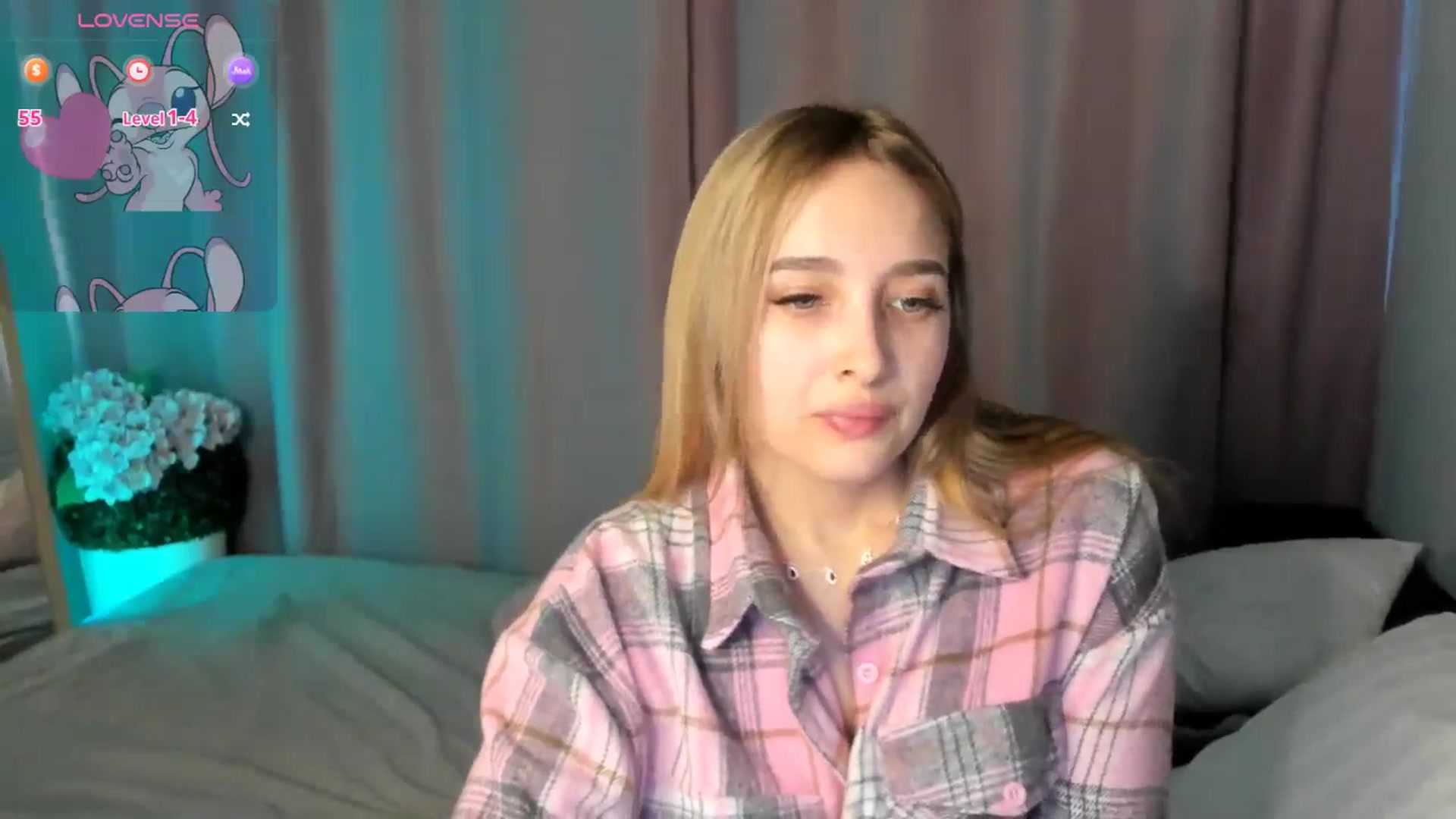 Gallery image thumbnail from TaisiaHot's myfreecams stream on, 02/22/2026, 12:37 image 10 of 20