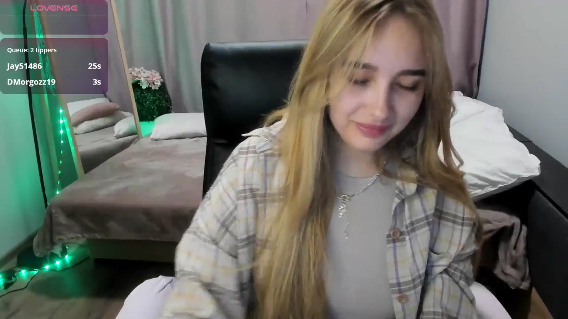 Gallery image thumbnail from TaisiaHot's myfreecams stream on, 03/14/2026, 09:58 image 3 of 20