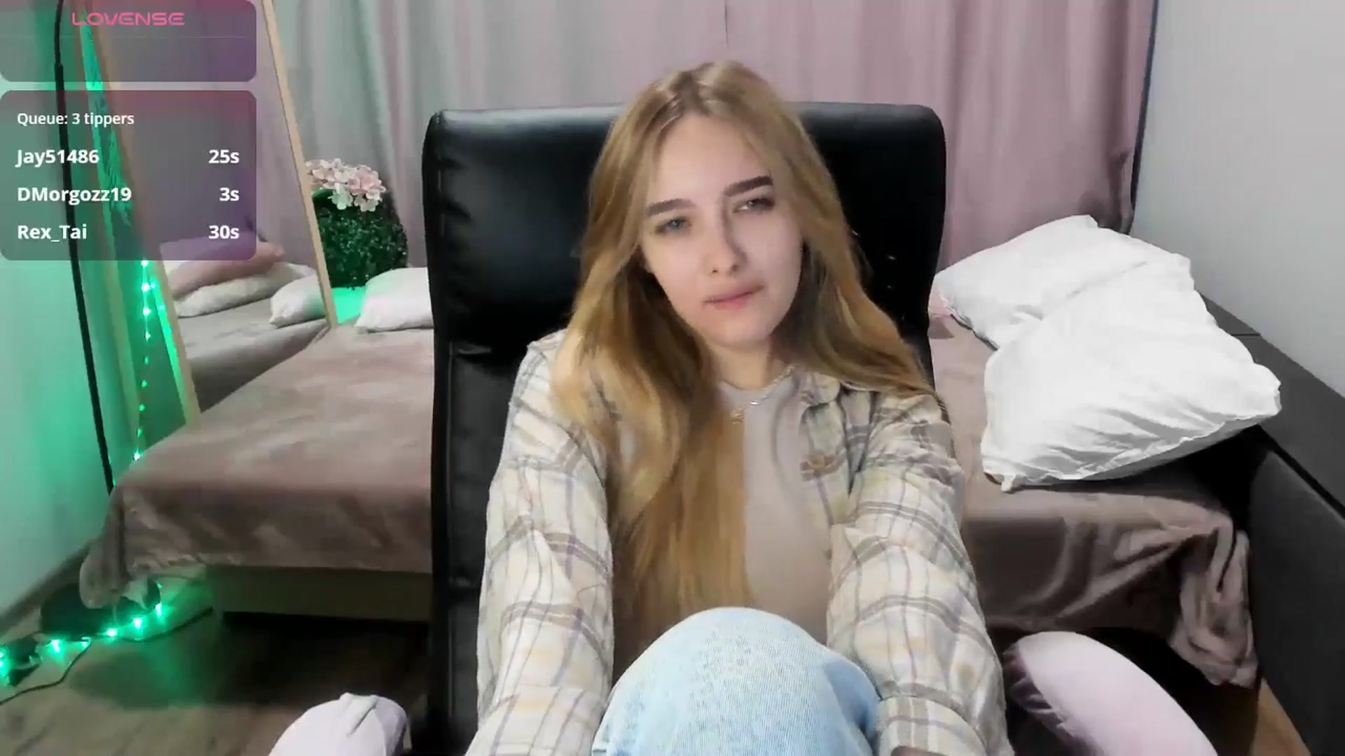 Gallery image thumbnail from TaisiaHot's myfreecams stream on, 03/14/2026, 09:58 image 6 of 20